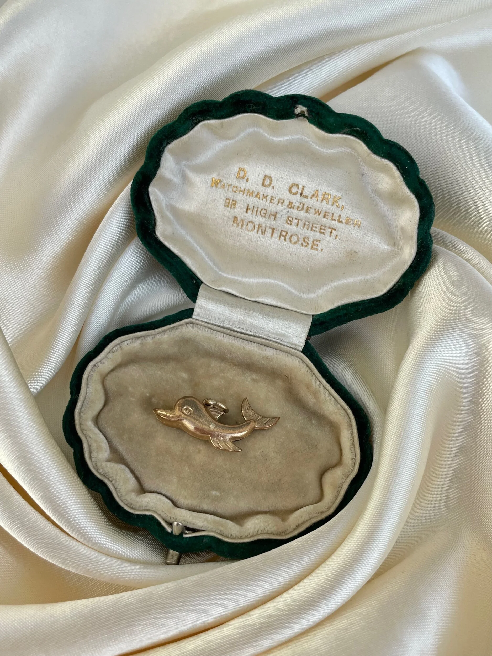 532CAAB5-05CD-4DAE-8DA9-529B3D968DE0