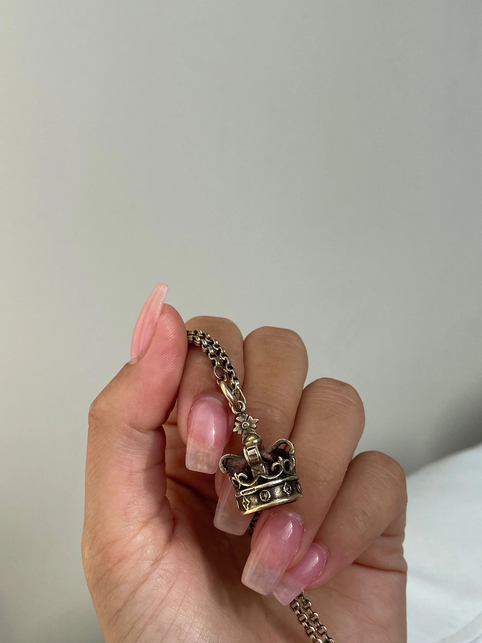 F7B935C7-ACA2-40C8-8433-F9337693465E