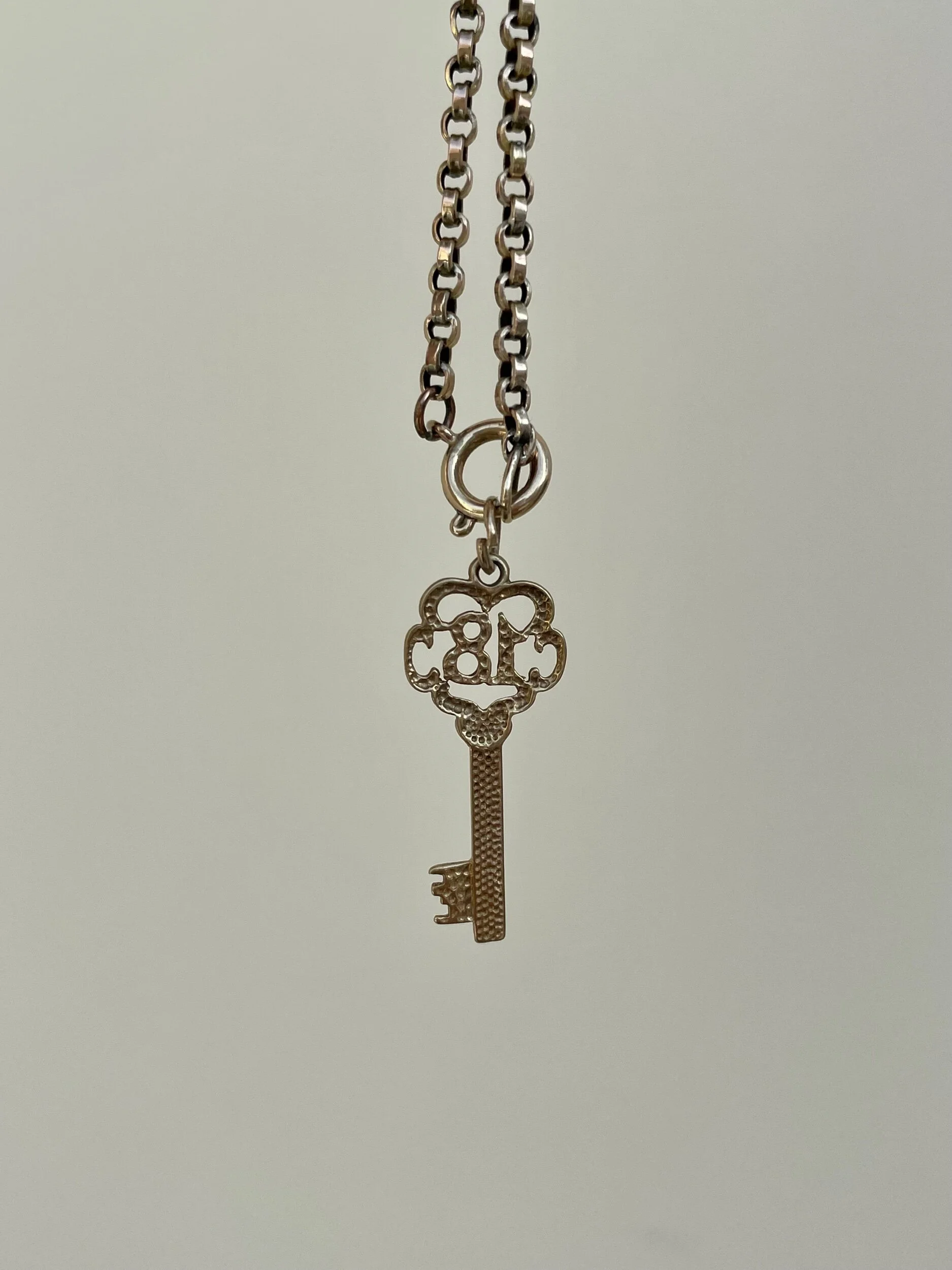 47FBAB39-C859-4AC1-850A-70F315CDFE95