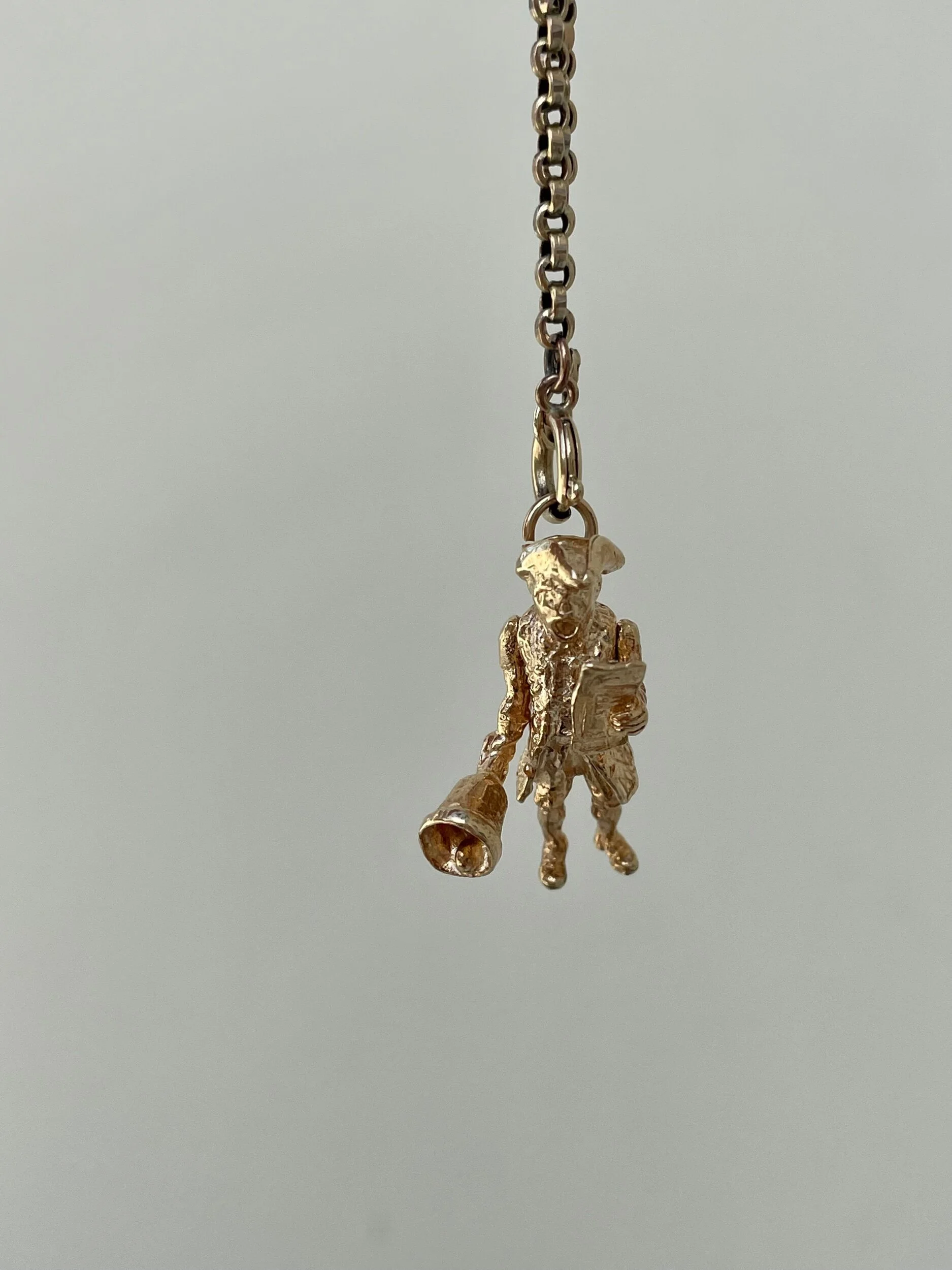 8332BC0D-49C0-4153-87E7-1539CAABE61E