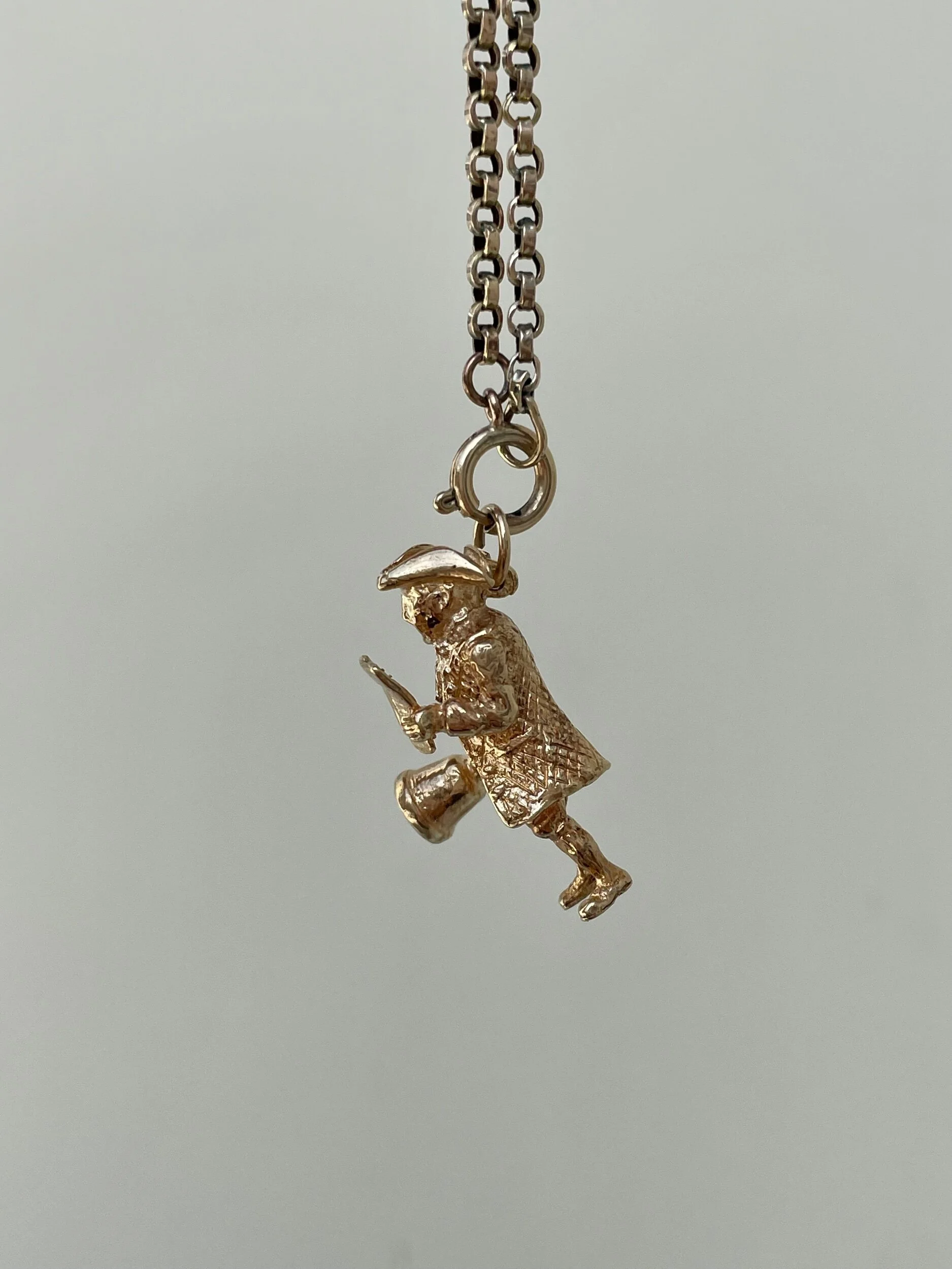 3E1306E8-D0D9-48A5-B903-9D1D1A7B202E