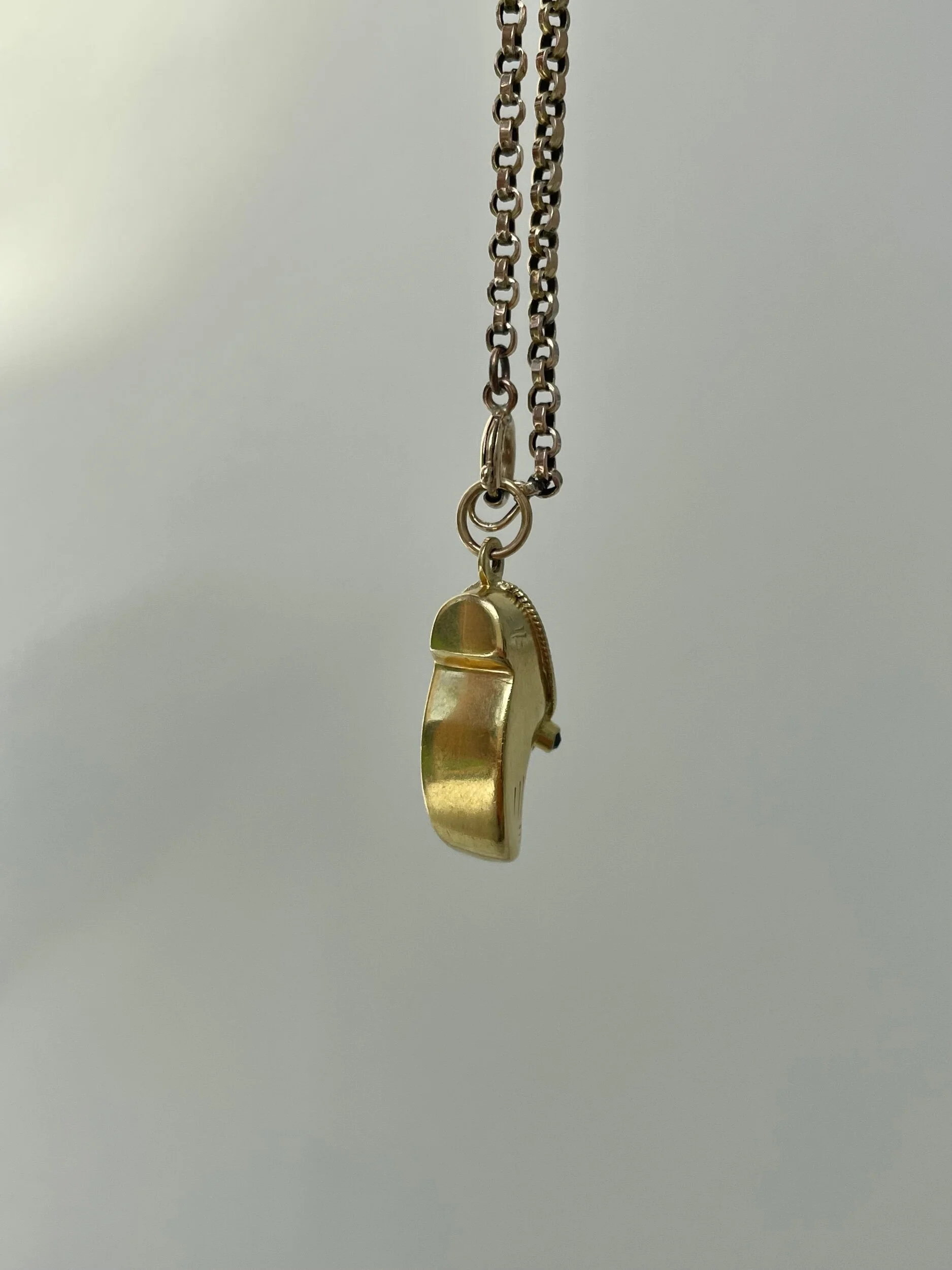 43F21625-786D-491A-AFC7-17F8154E937A