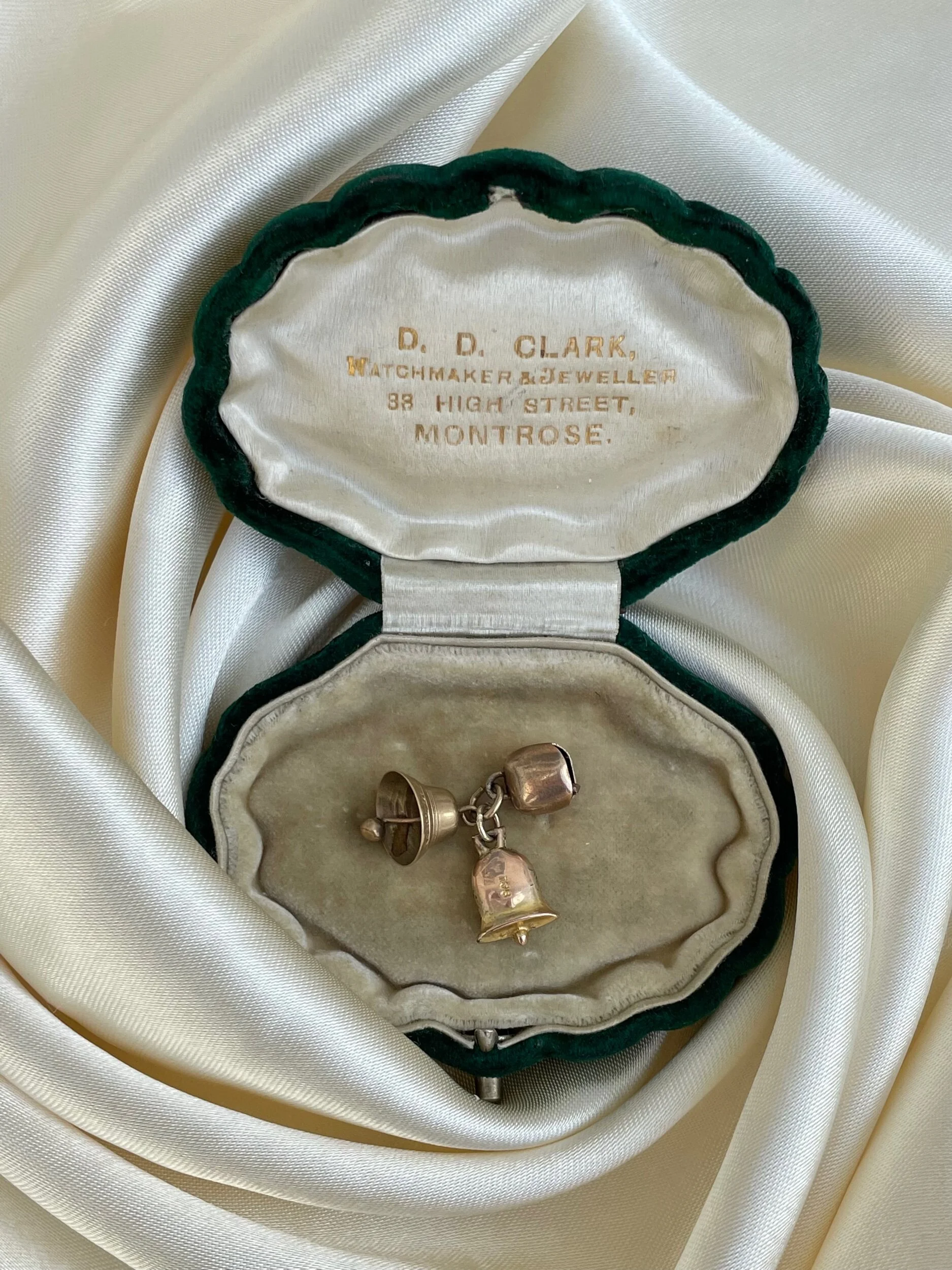 7F693F75-93CE-4817-A16D-970C161B1CBE