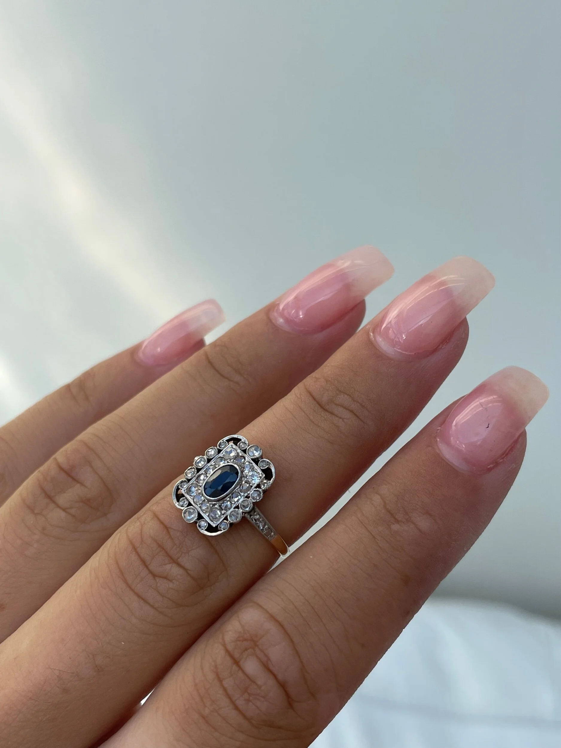 F35D89E4-7041-4A0D-B9C6-1B9A7FAEE6EC