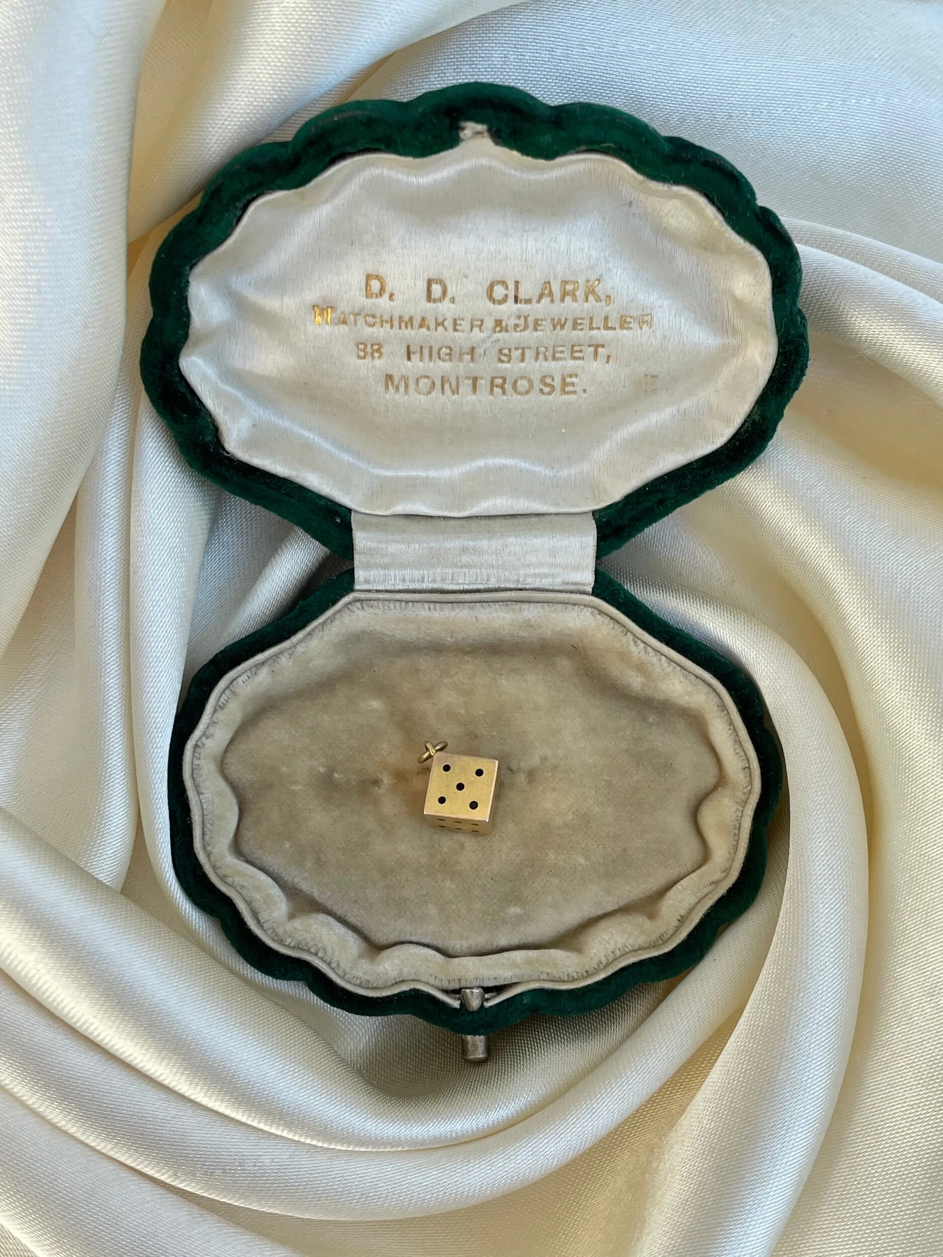 9FCA1779-0D21-43E6-96E5-05973F067FDE