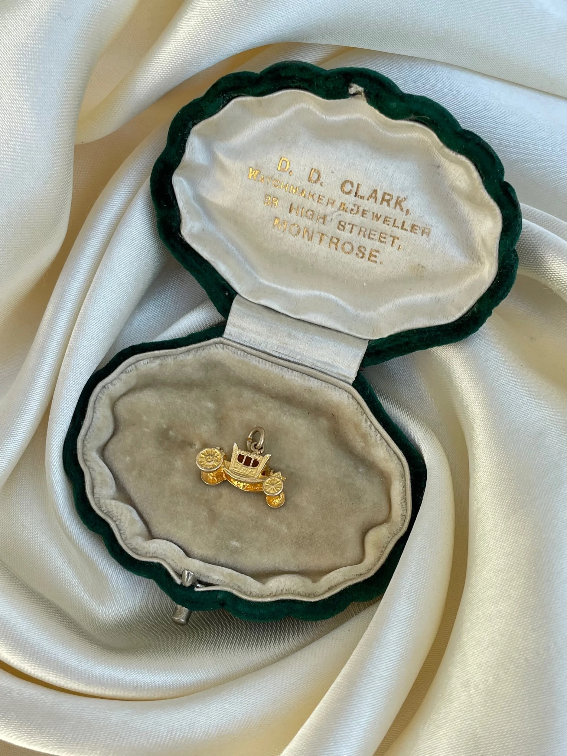 1F94F890-05F8-4C12-BB1D-D5B55751A7C5