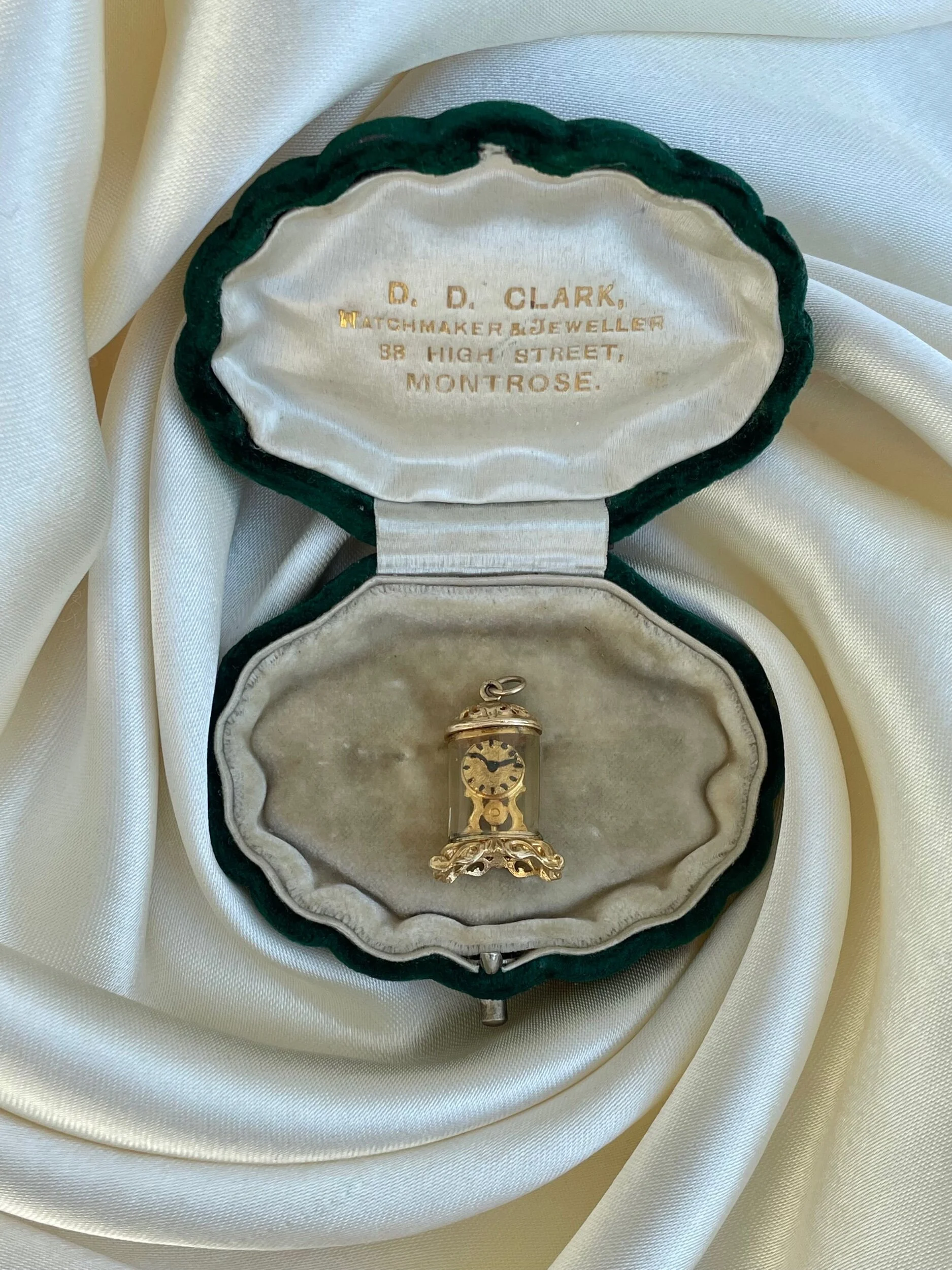 3ABF5001-2DD3-44D5-922F-80EE3171E422