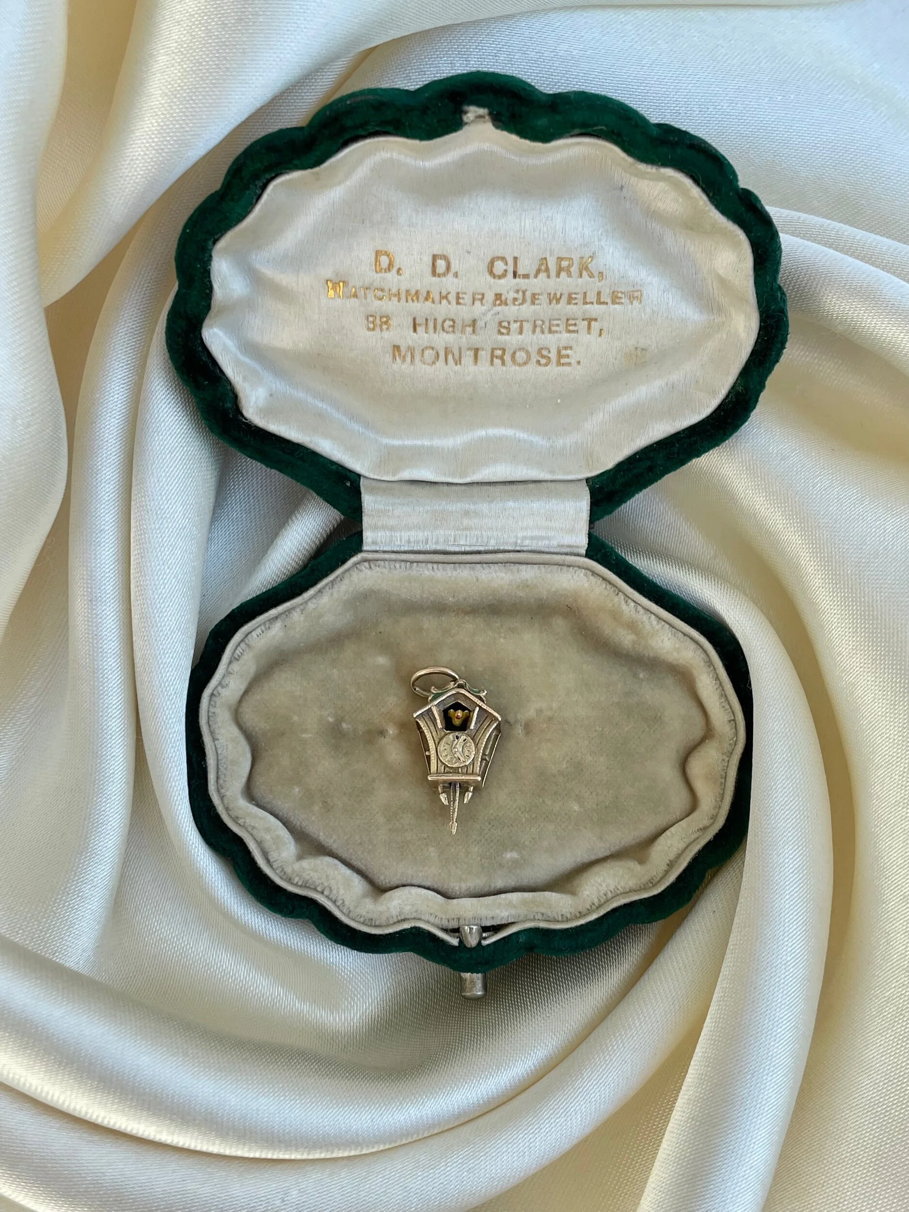 93662EB4-EF58-4469-BEB0-41AAFFF45A61