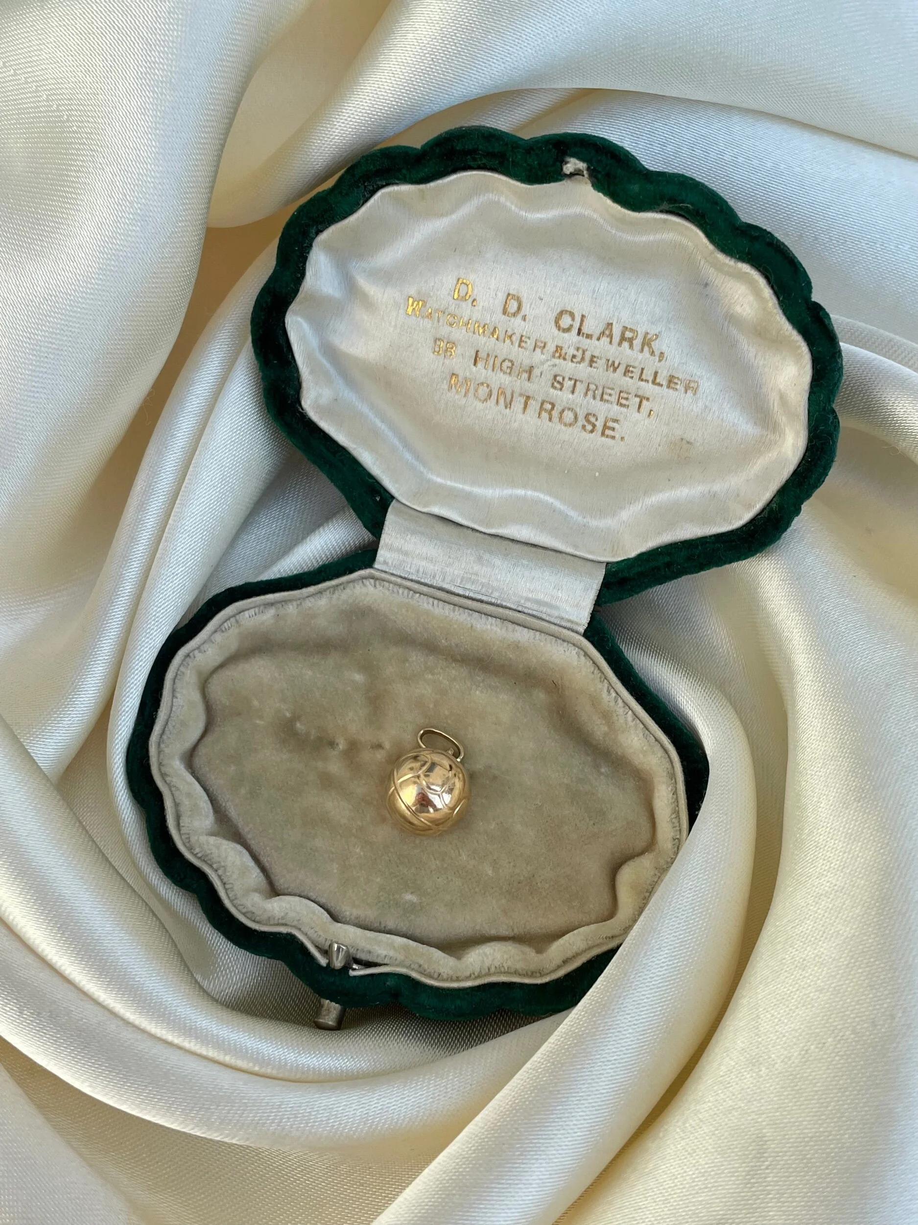 12C47050-BD35-4639-A068-F738B9A382B8