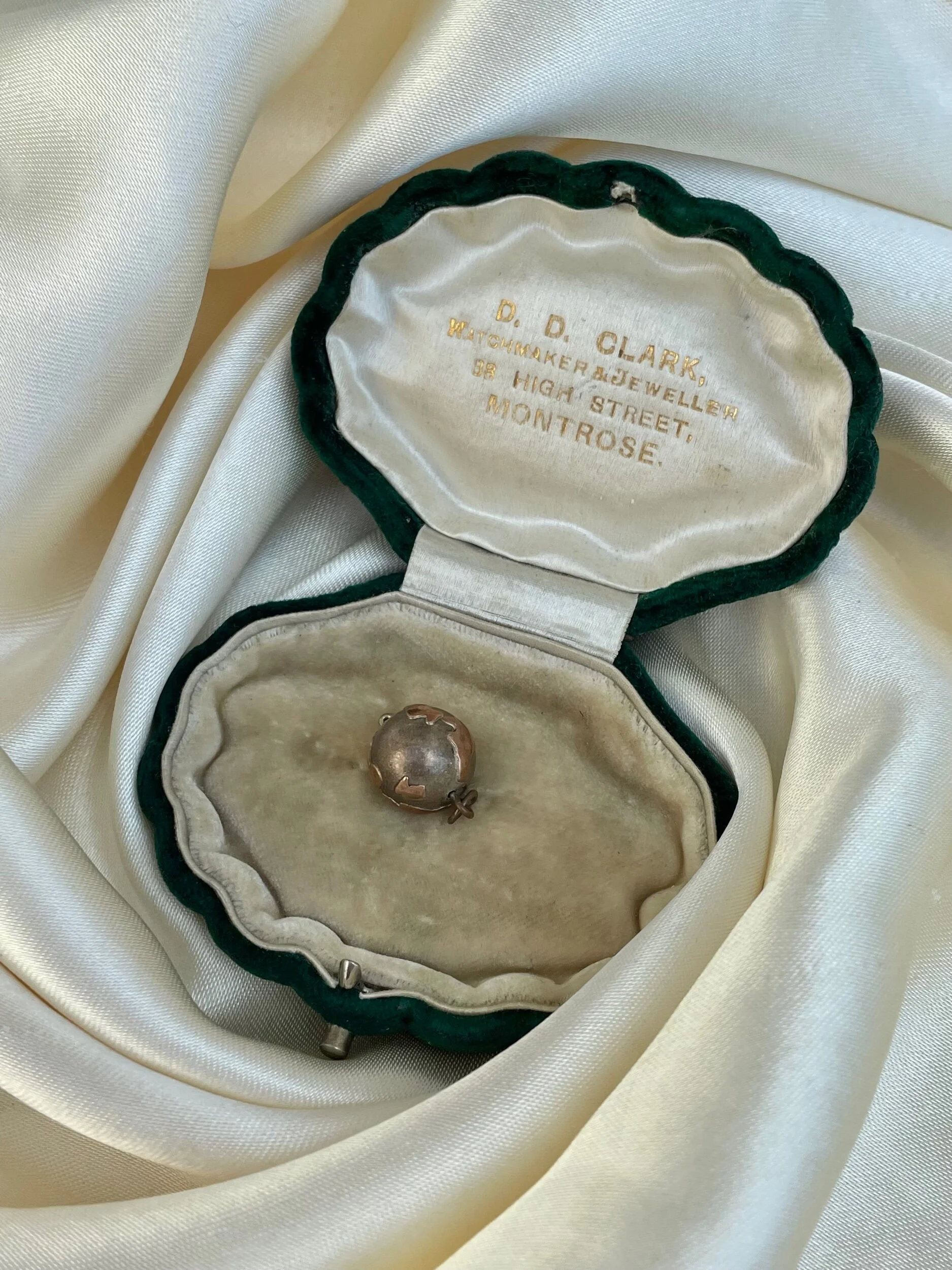 BBDC4079-8C5A-46C2-BE9C-2B1975707A64