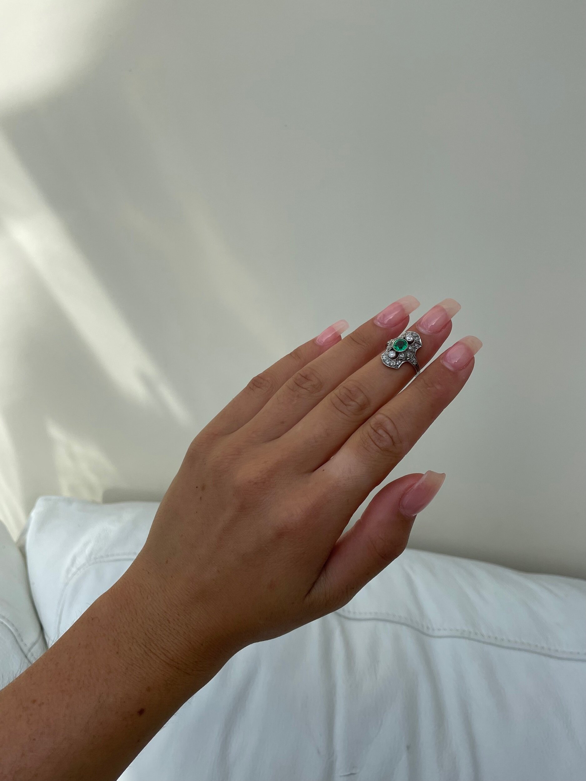 DDDE932B-5014-43C2-B279-7EDE13CDA2EE