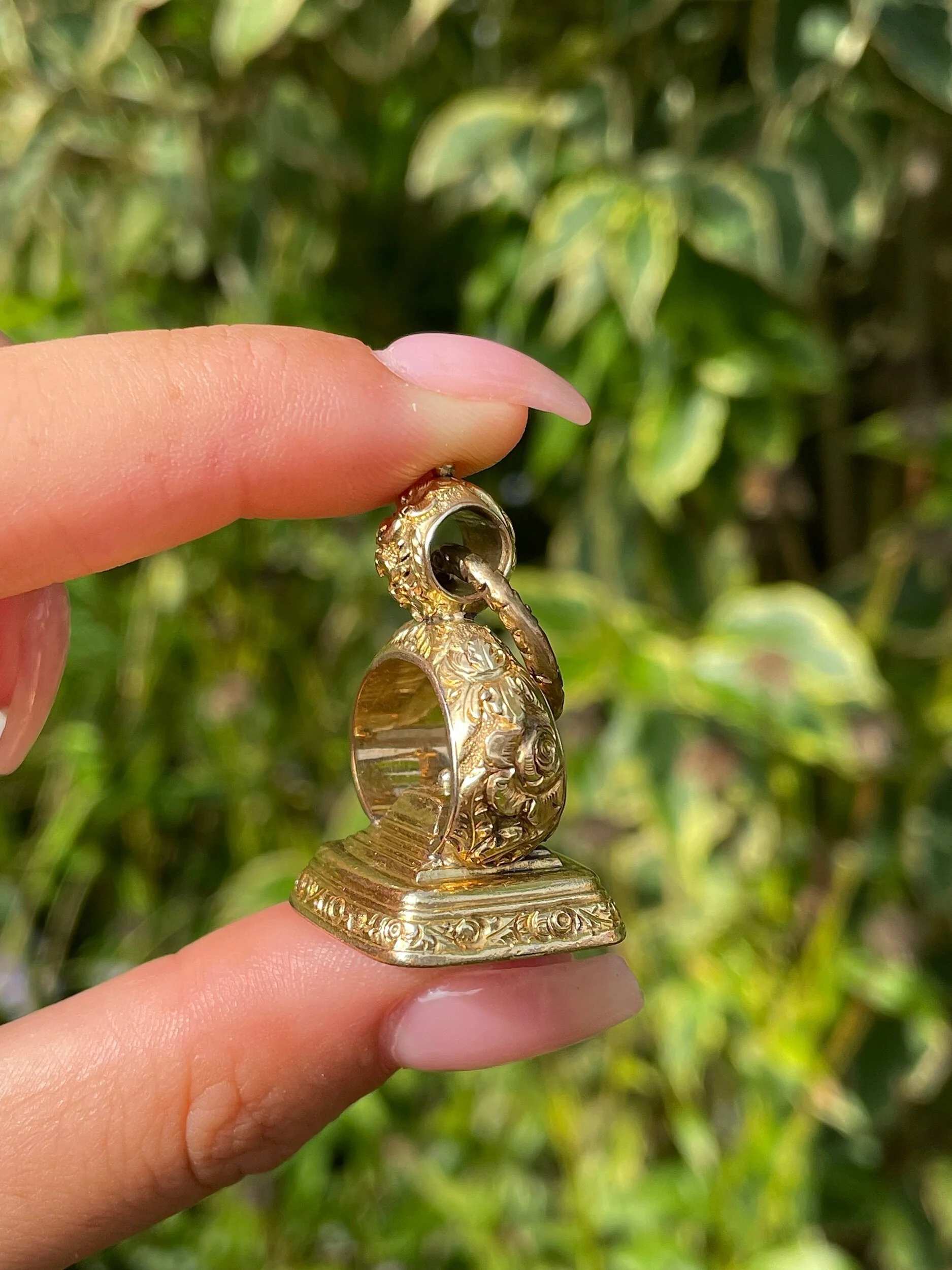 581EB63C-EB83-4270-8284-64AA7D4A761F