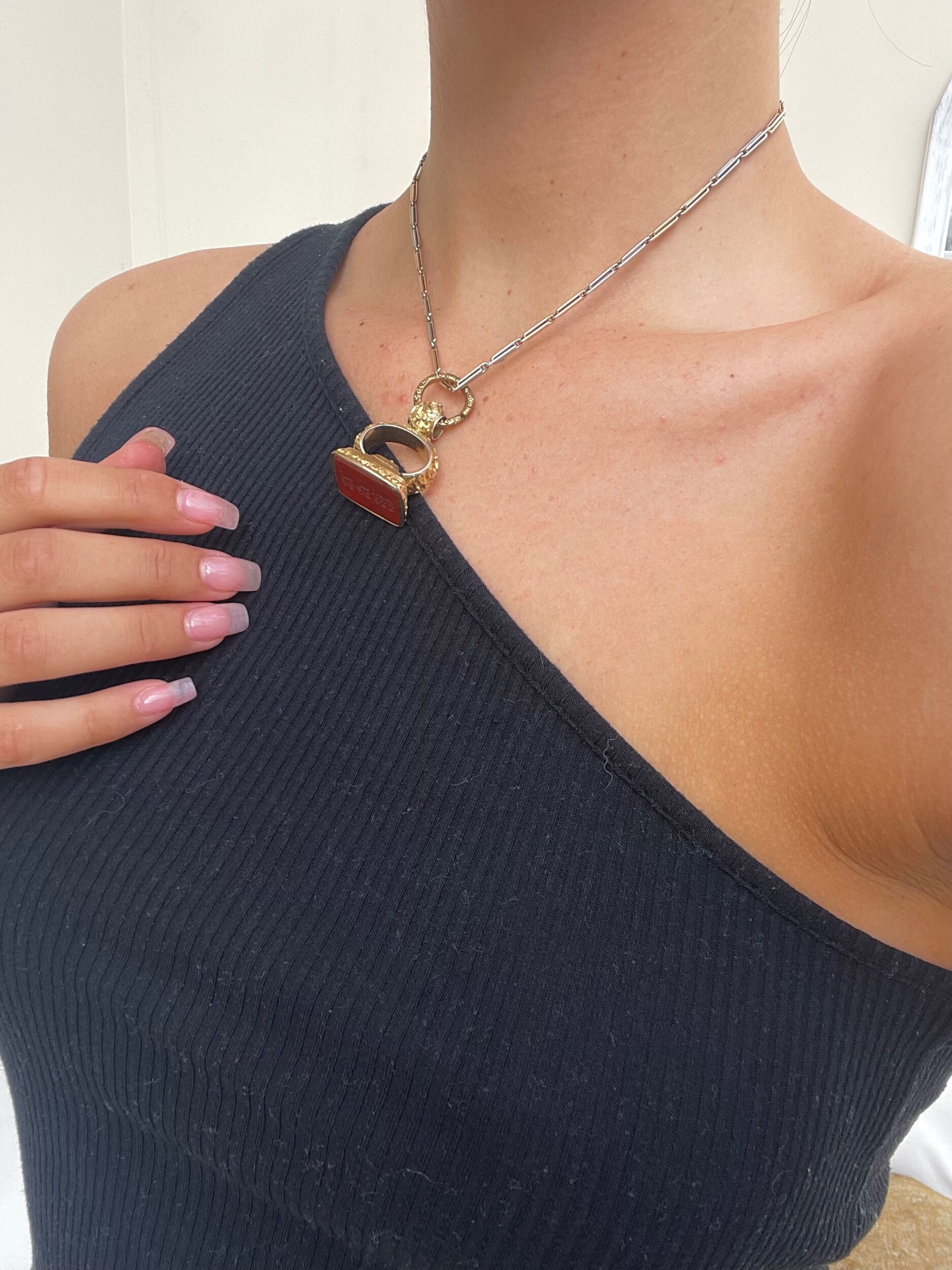 833C7D28-2CD3-49A7-9B18-7E03B7941B8B