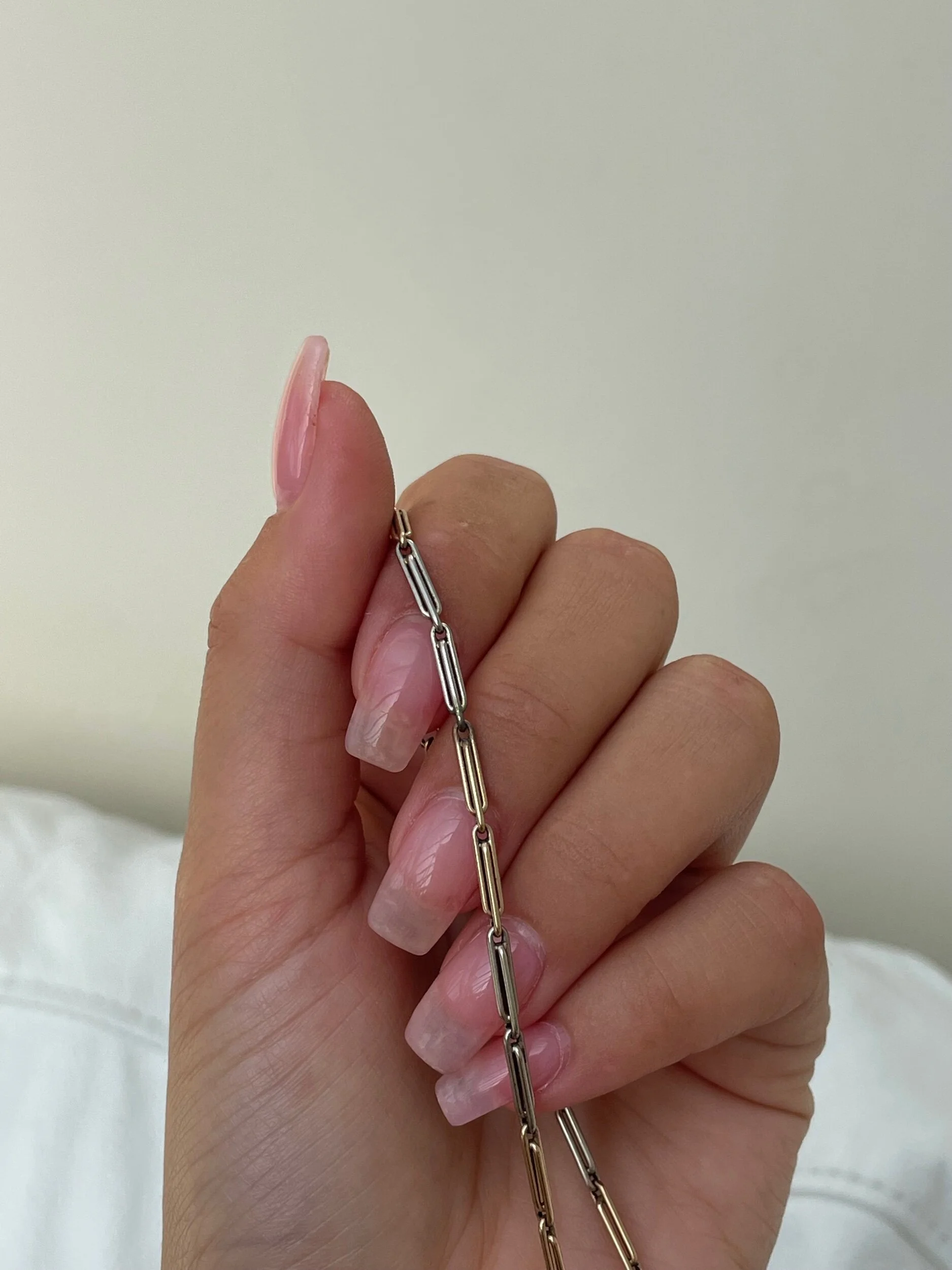 1D8D3B11-6096-4E09-8AC9-BADF718B10DA