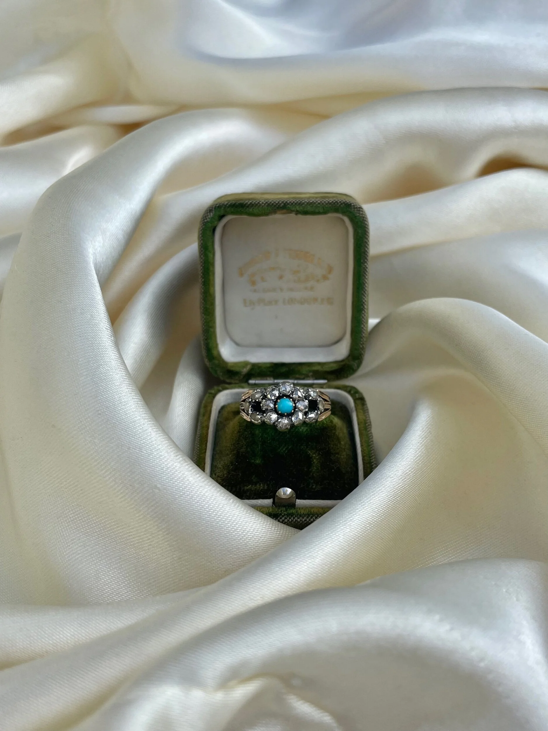 63950505-0E97-417D-9FC0-08B386C6F5CD