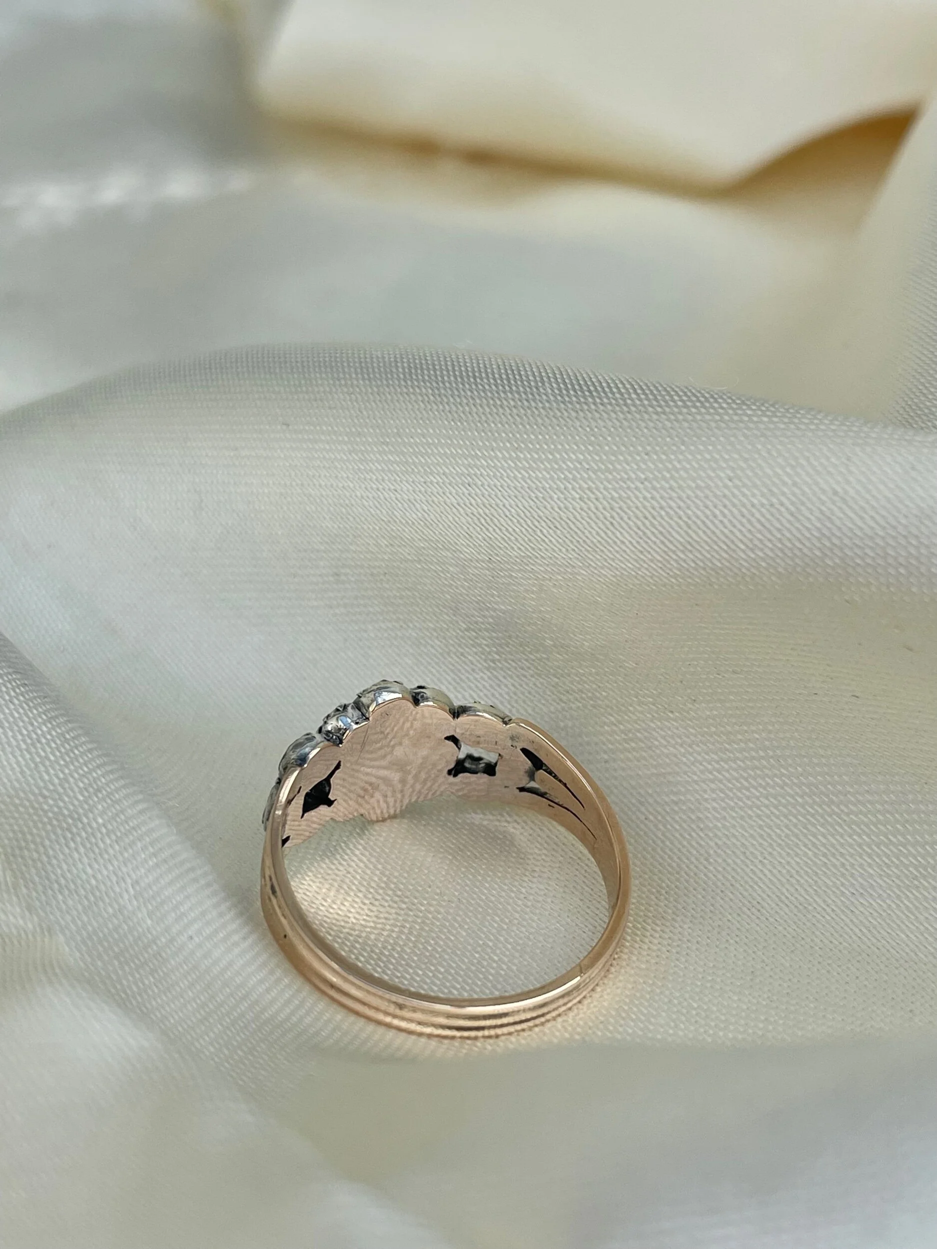 5AD03C0D-38C0-49D8-92F7-4BFAB46B305E