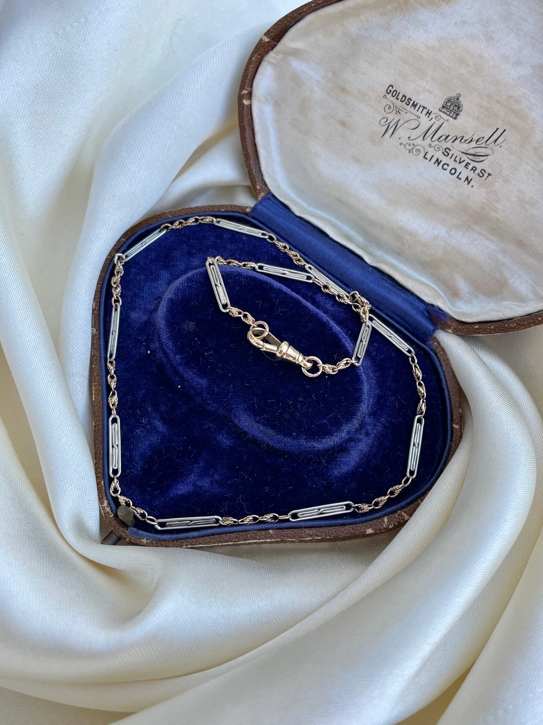 50E02CB1-5832-4C02-B803-D9F23B271F31