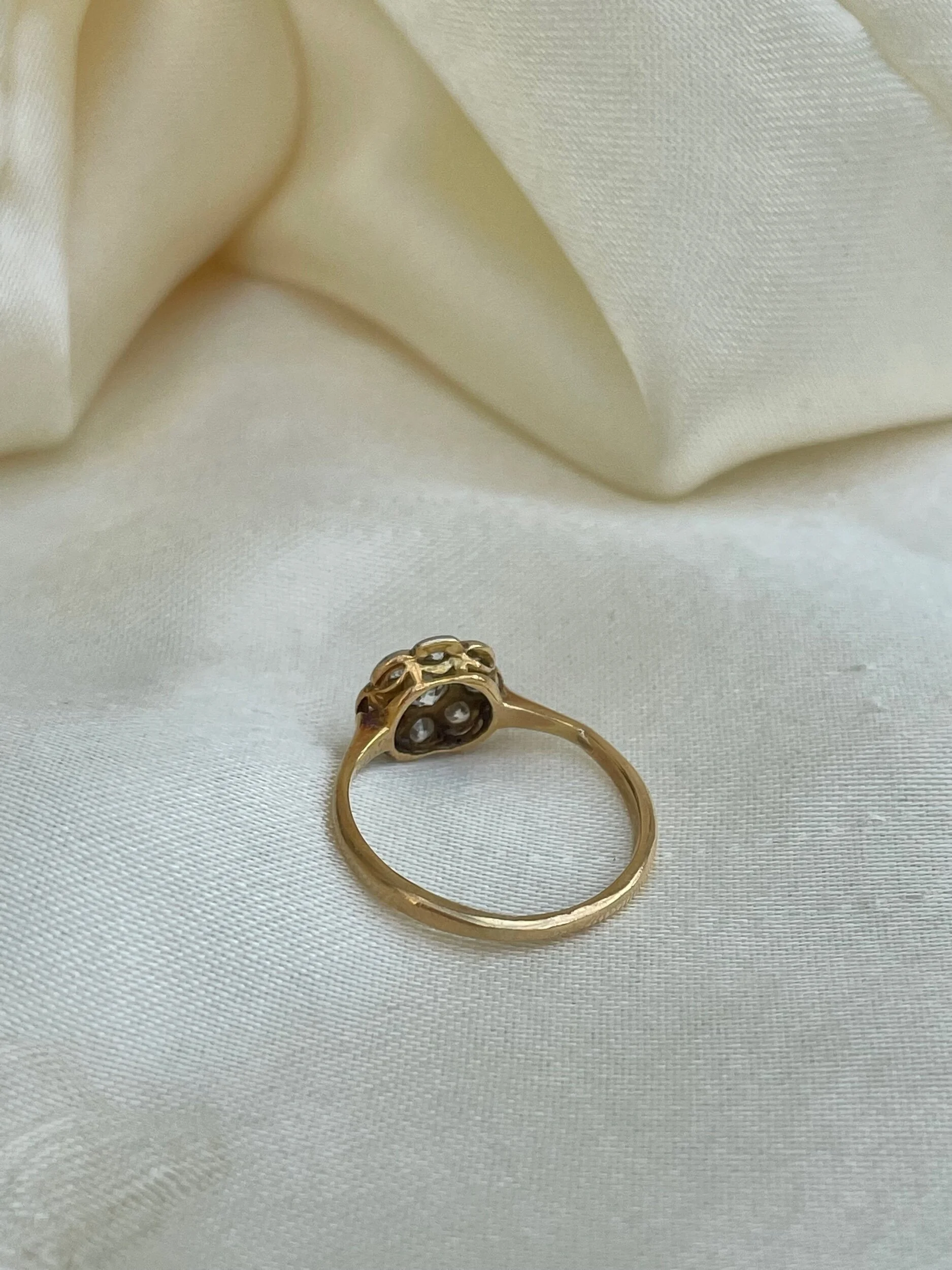 5221C4AB-0A0B-4FFA-A9AE-EE704520C62C