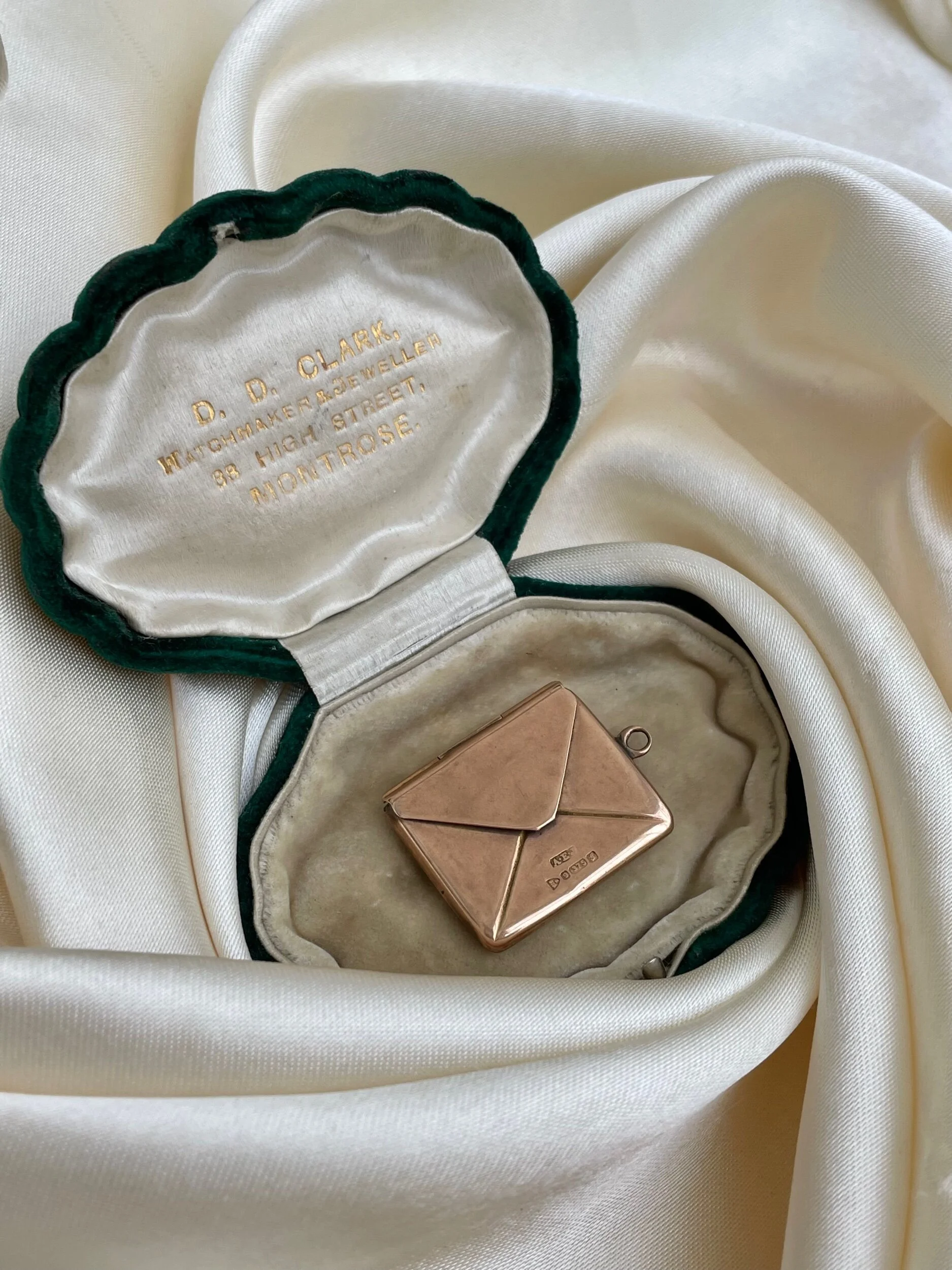 92035A04-03DE-4767-BA47-662C531B388D