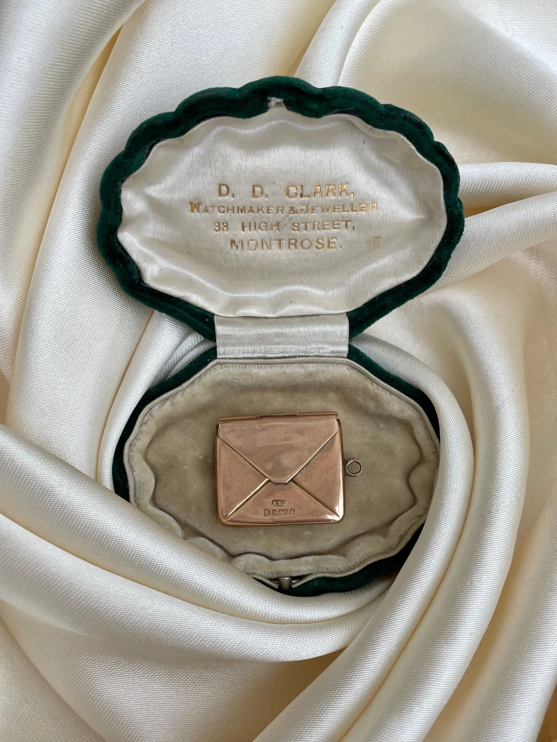 0FB9FCCA-F8DD-49EE-969D-654DD8B21B61