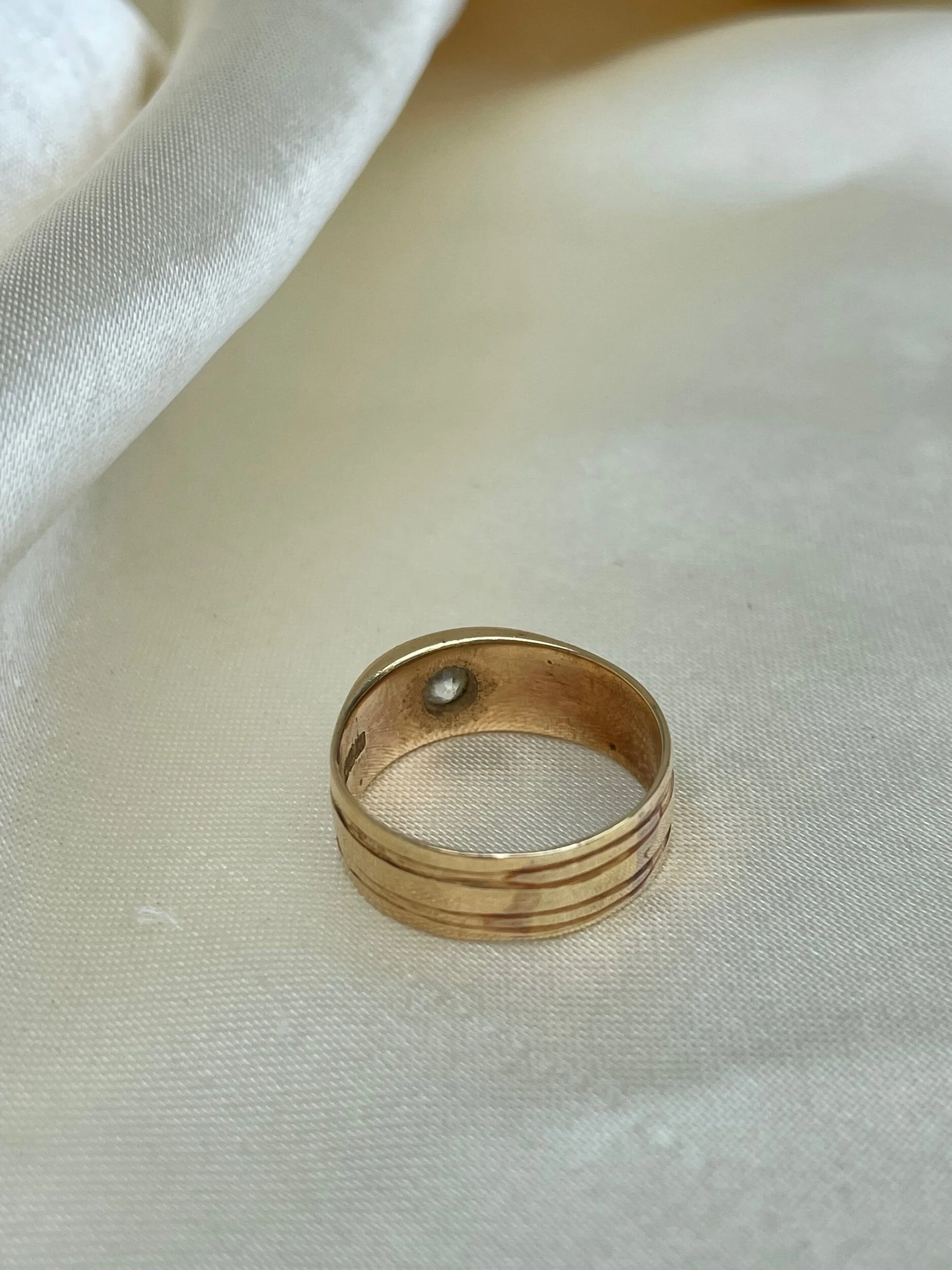 9093031E-0DE1-402E-A755-7D3AE0209F0D