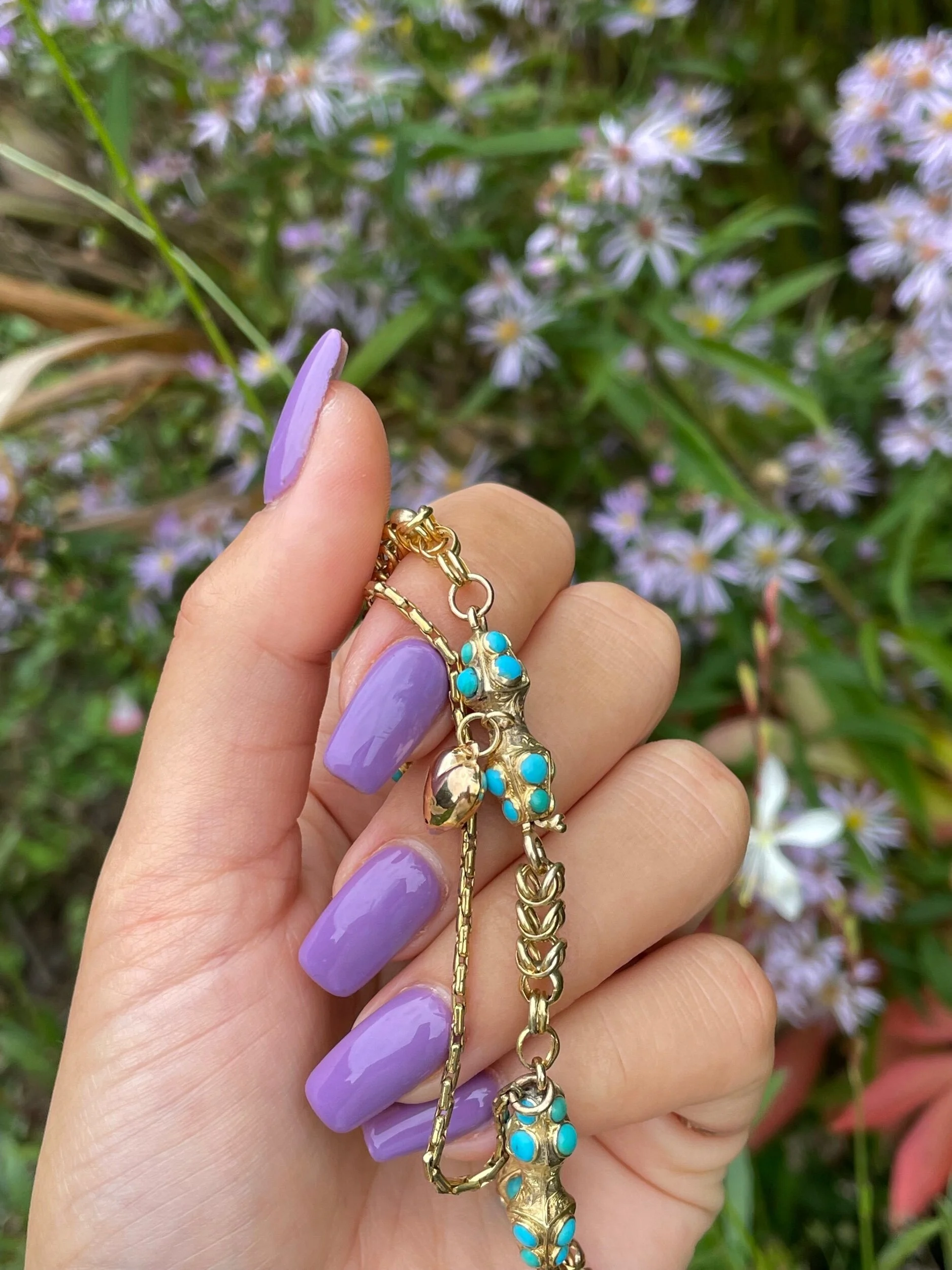 5A1D4EE7-44E6-4294-B059-36393287B38A