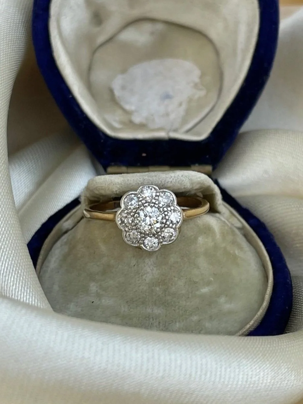 46B87895-2C9E-470B-92DD-ED5B92A1D047