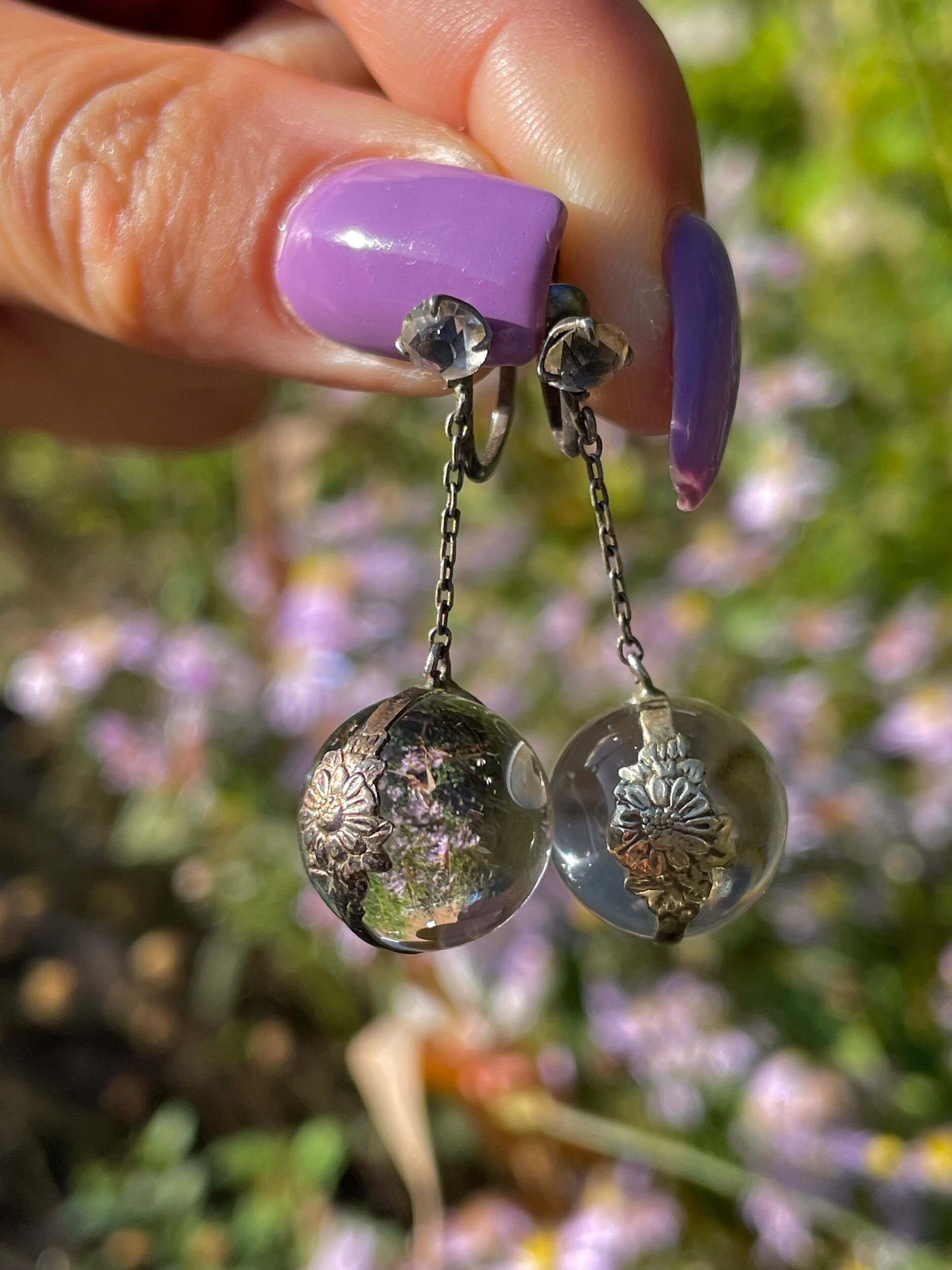 ACDB6536-9527-4F6F-B3AF-BD156D9415F2