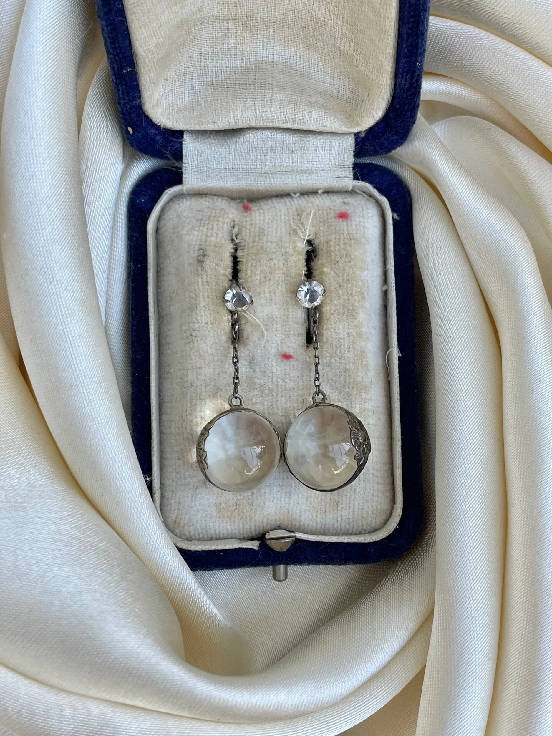 47CA3AEA-75F2-4F60-A61E-71AA6B3BD69D