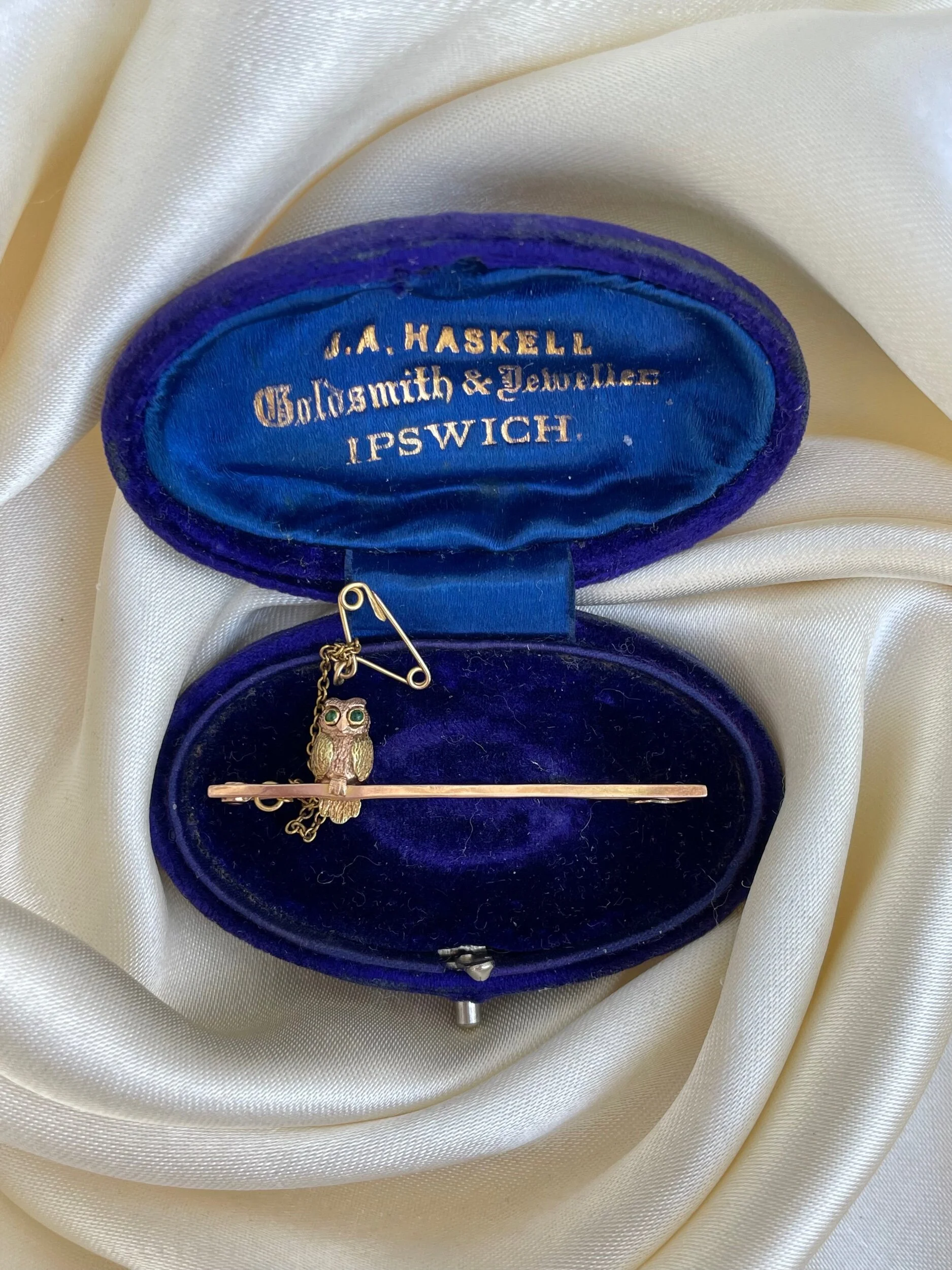 11C83B37-6FD3-4E72-ACF9-A4DF84EA21B8