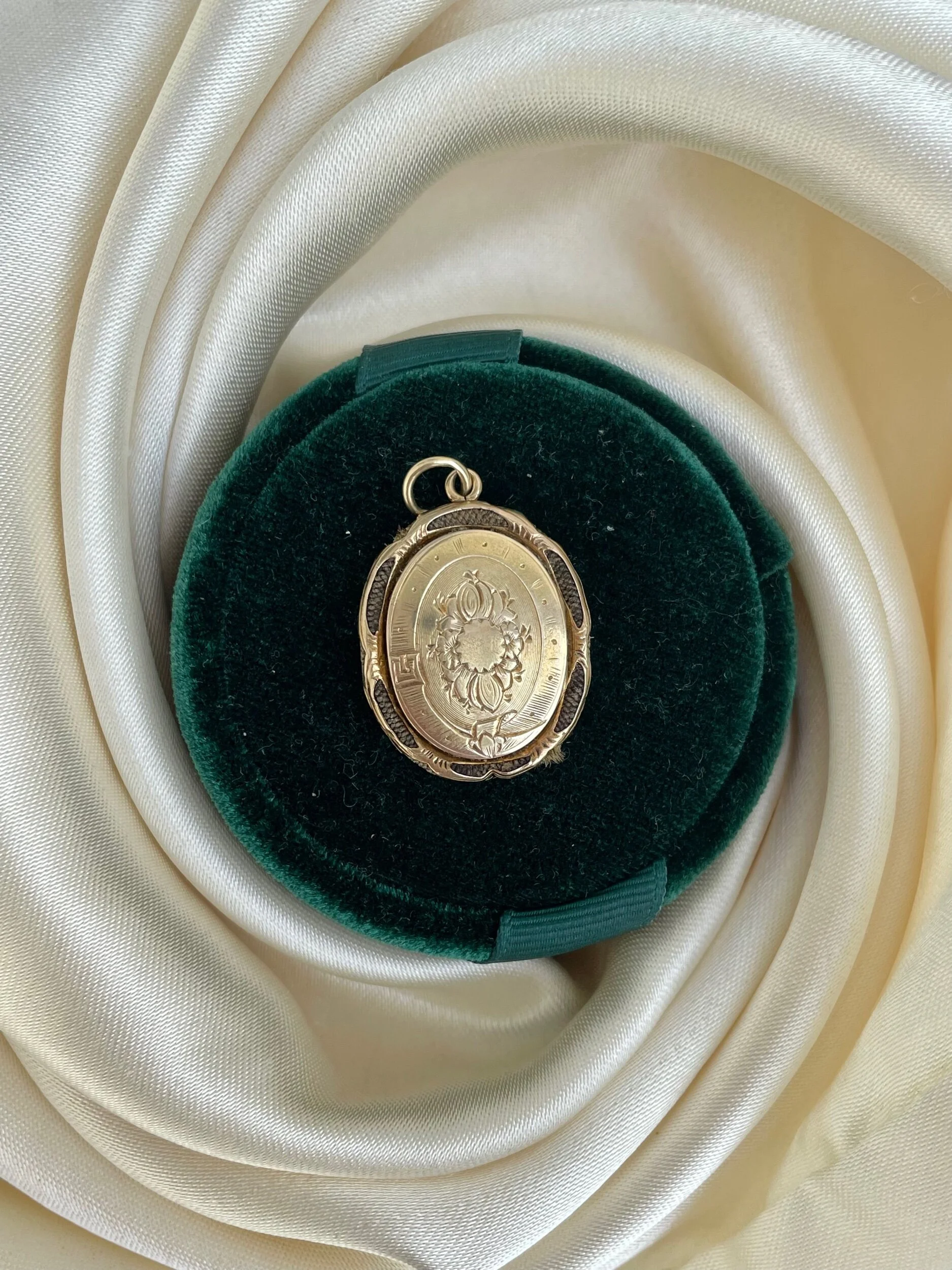 008B380C-8026-42D7-AAE6-2443000BE856