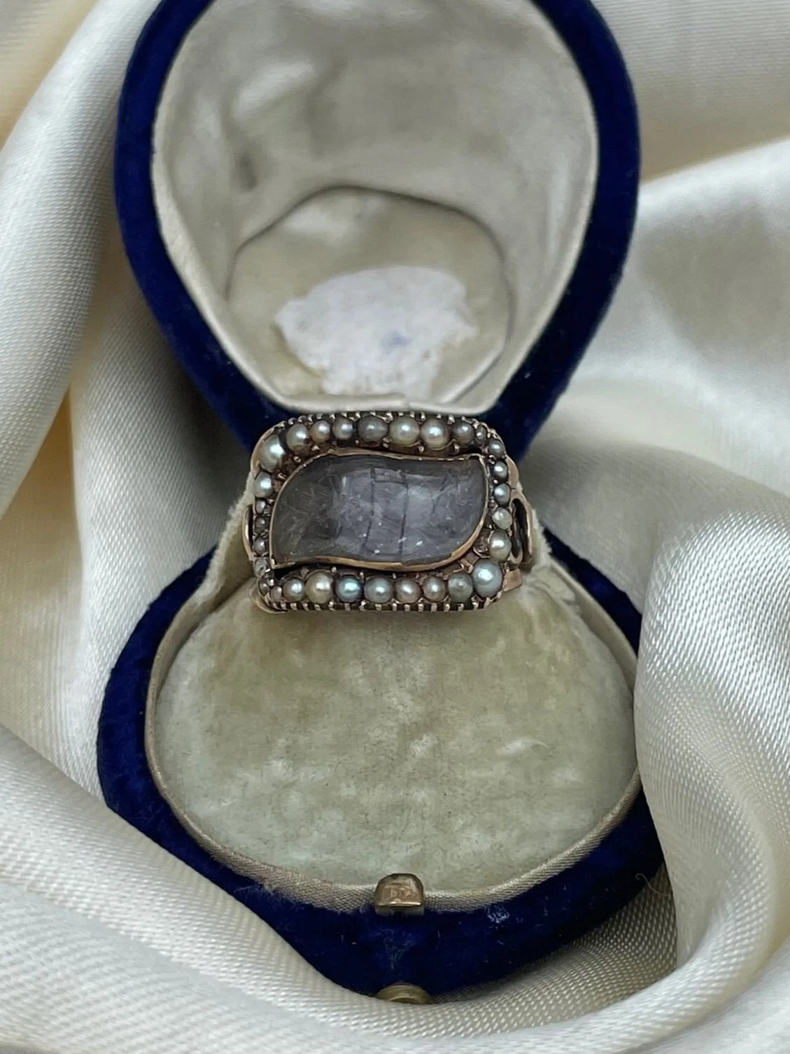 A4A5942B-73AE-4921-9E11-AD32316E7850