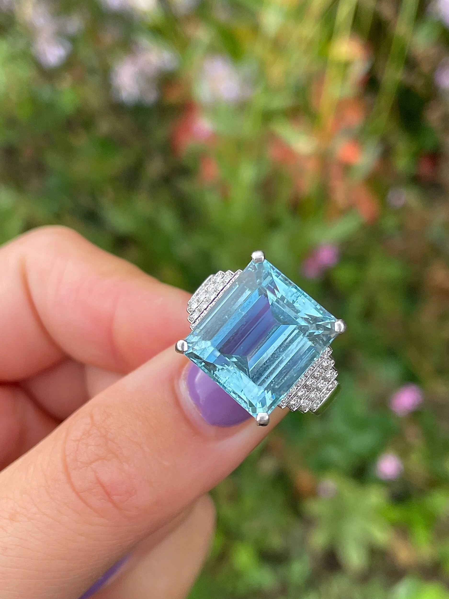 4189B6BC-EE5E-4F75-A5A1-40DCB4764279