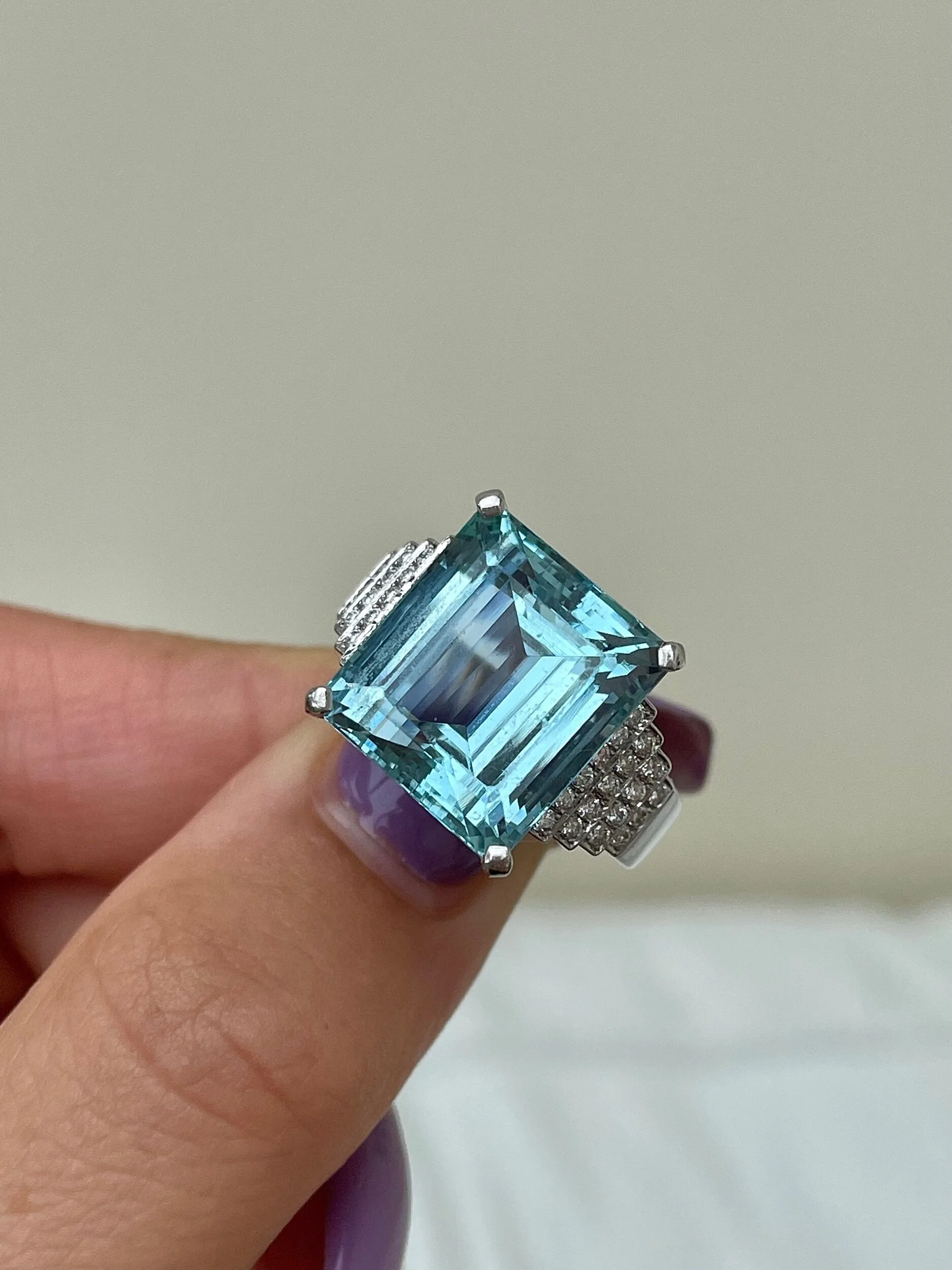 02A49FBF-2E98-441C-A847-17BB20312411