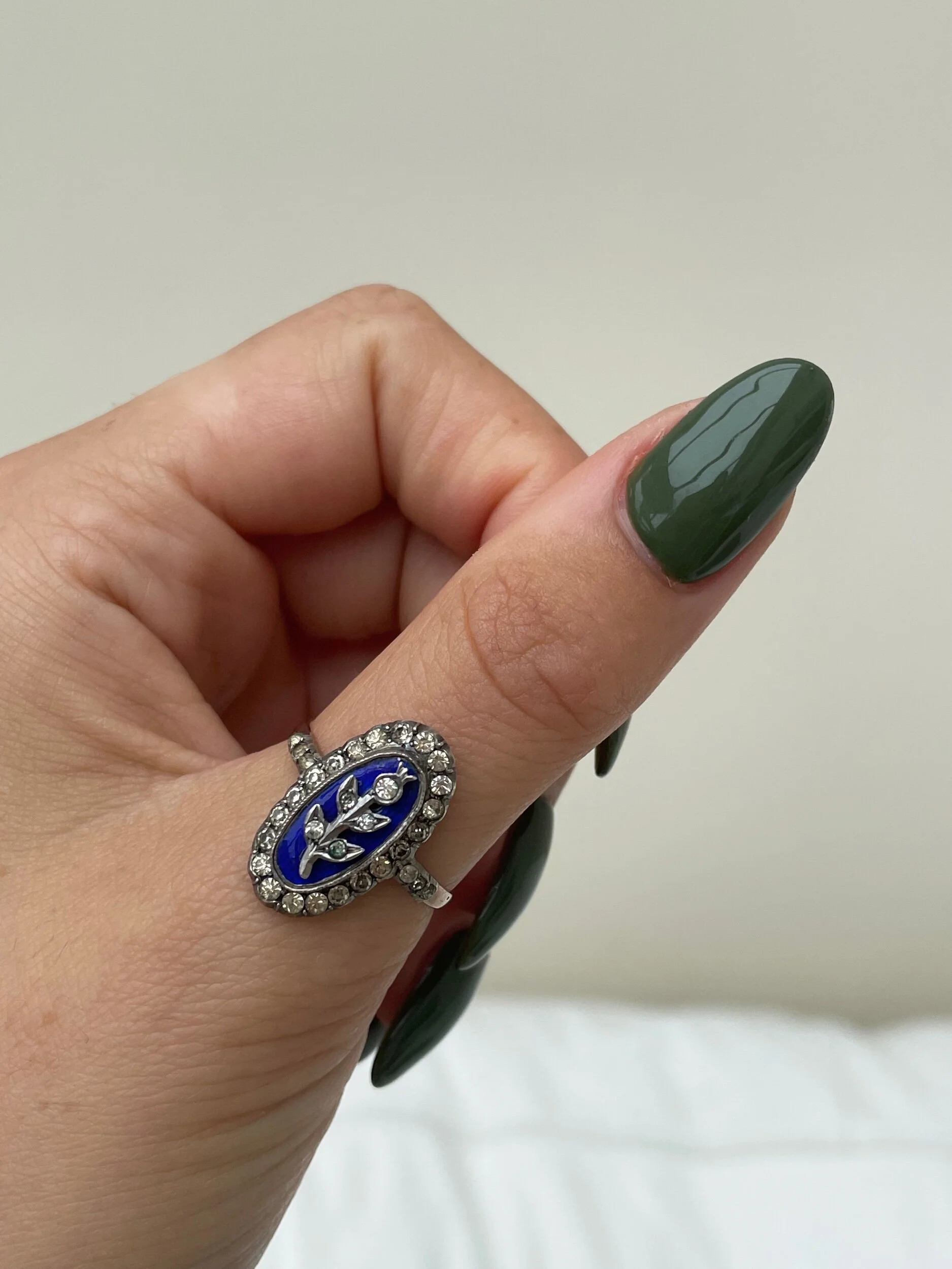 4C82A01F-B05B-41D2-93BC-CE308BCA82F0