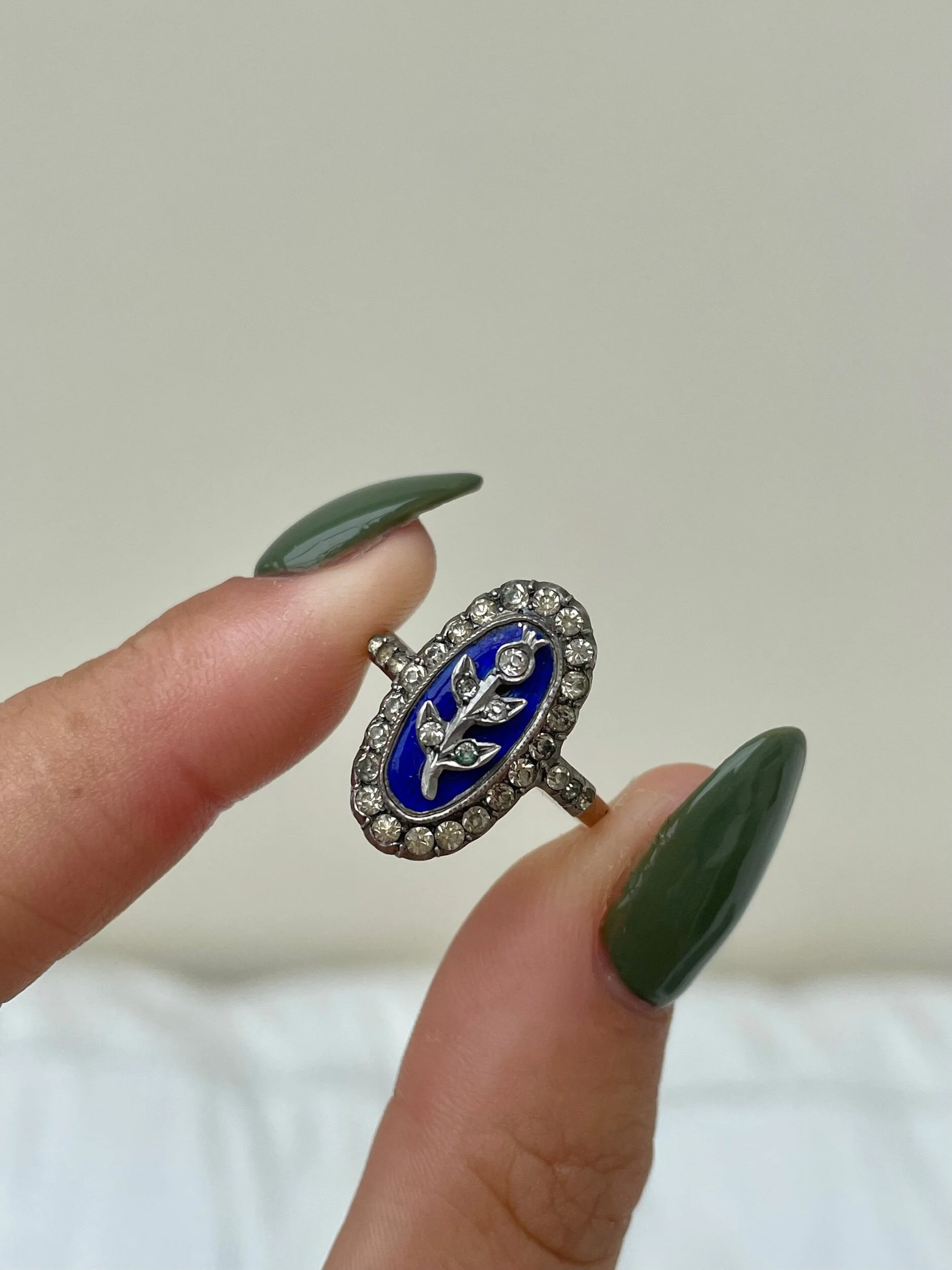 4504726F-036B-42BA-ACC0-F79000FAE9EE