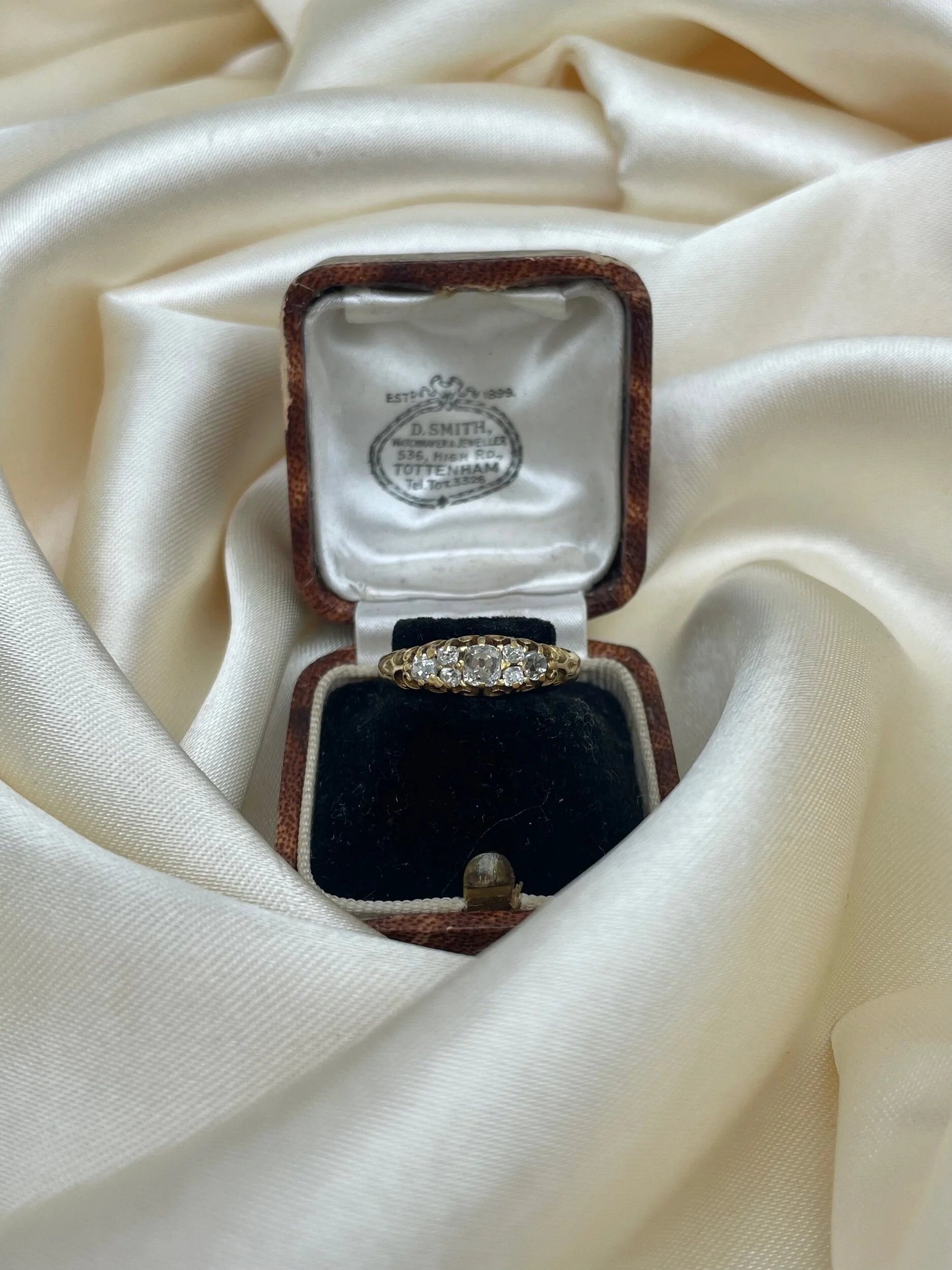 BF06F25A-3DE2-4E0B-A839-146B853B247F