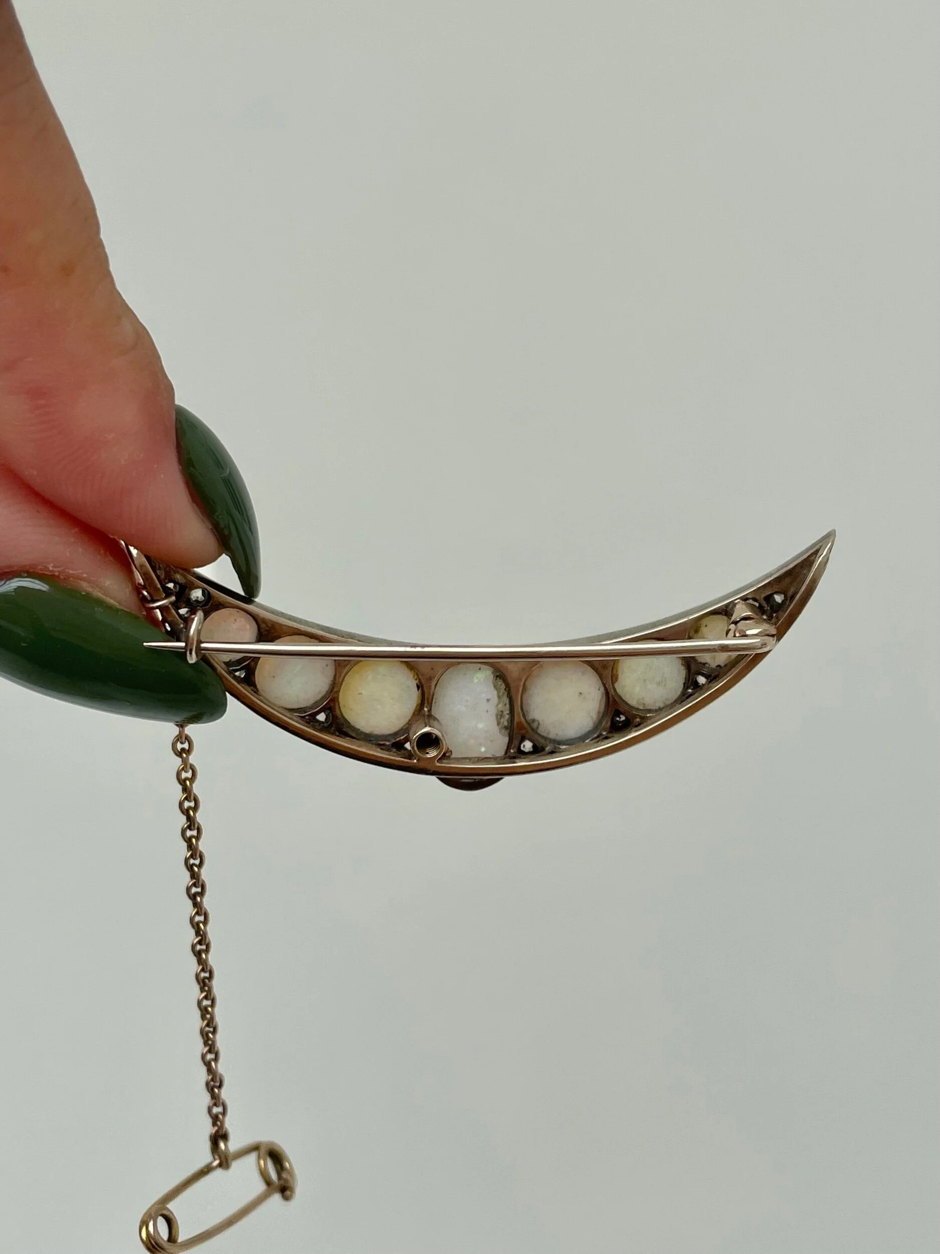 724B8621-BC54-4F5E-8D14-DFDC1E834E21