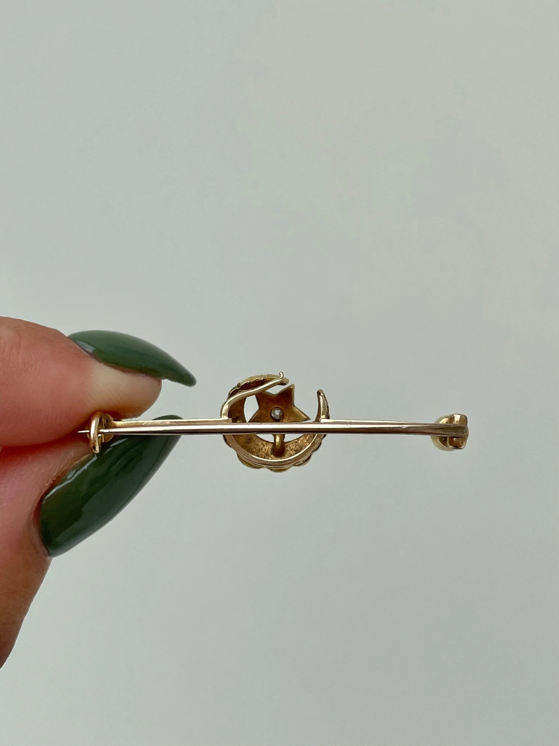 6EF736DC-C082-4D4A-B93B-1D08820D4605