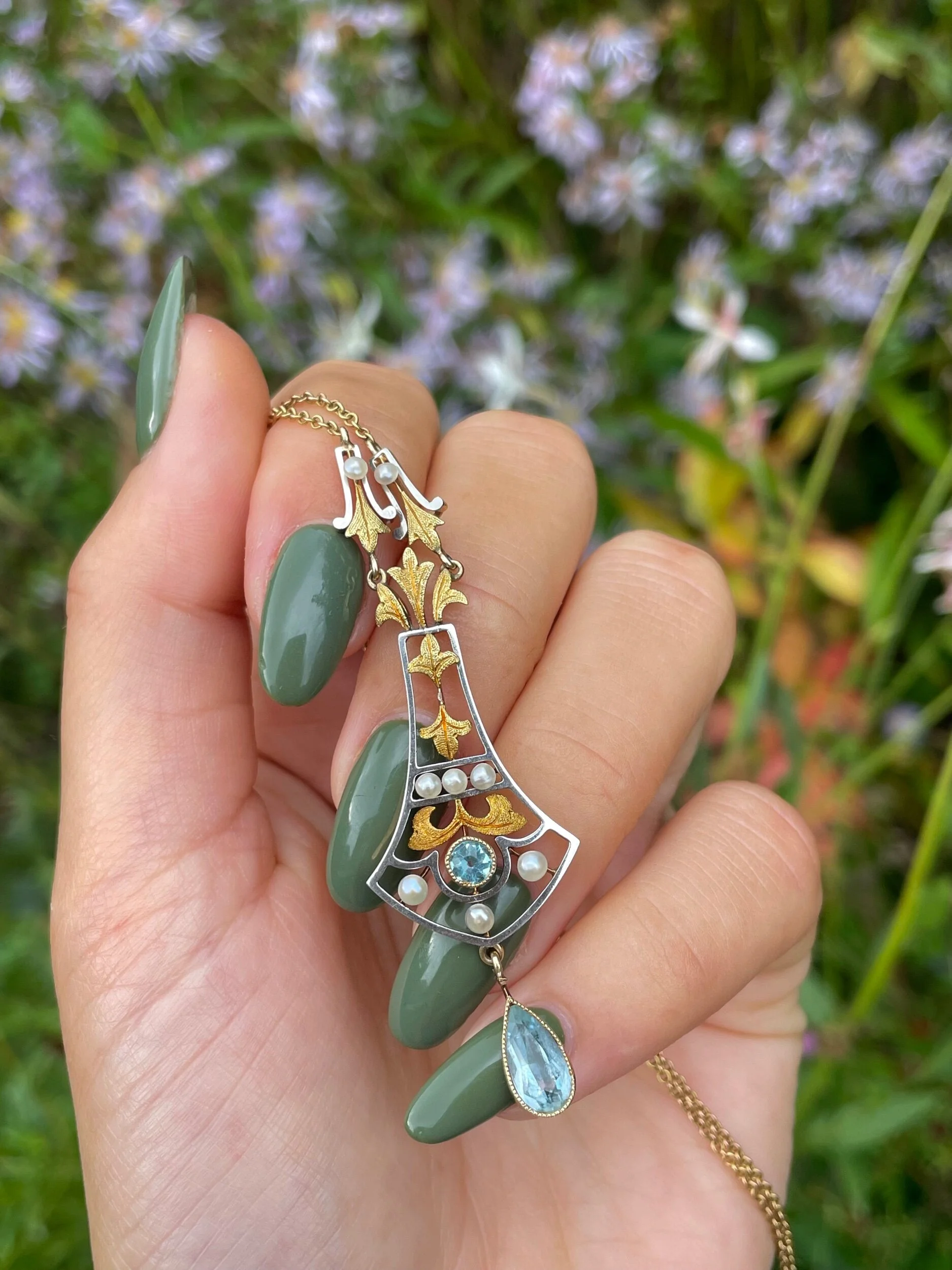 2F79E01D-D312-4967-A660-CC45A1C765E6