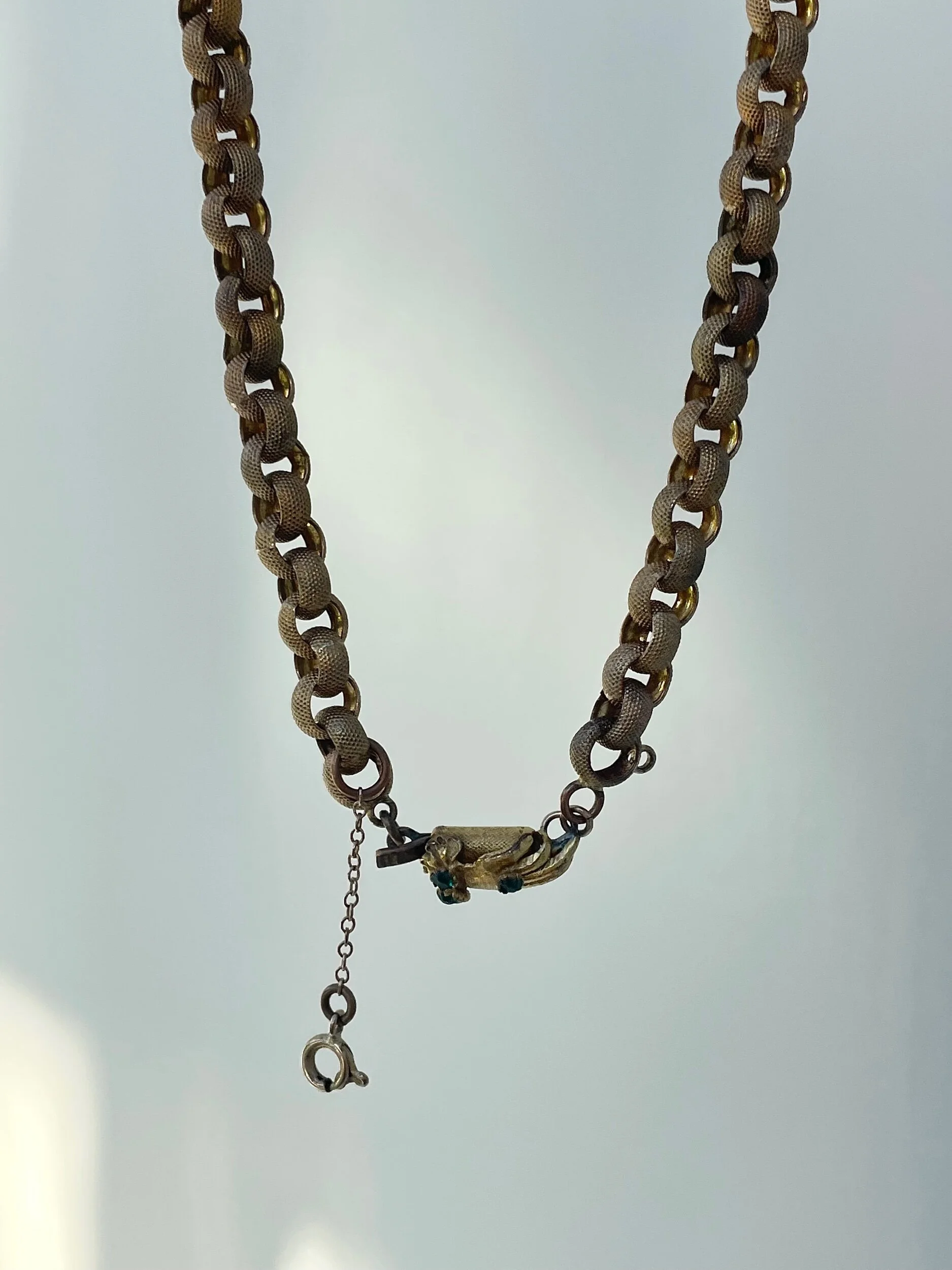 AED922FE-9BB2-4FC3-9EFC-BCD99118C44E