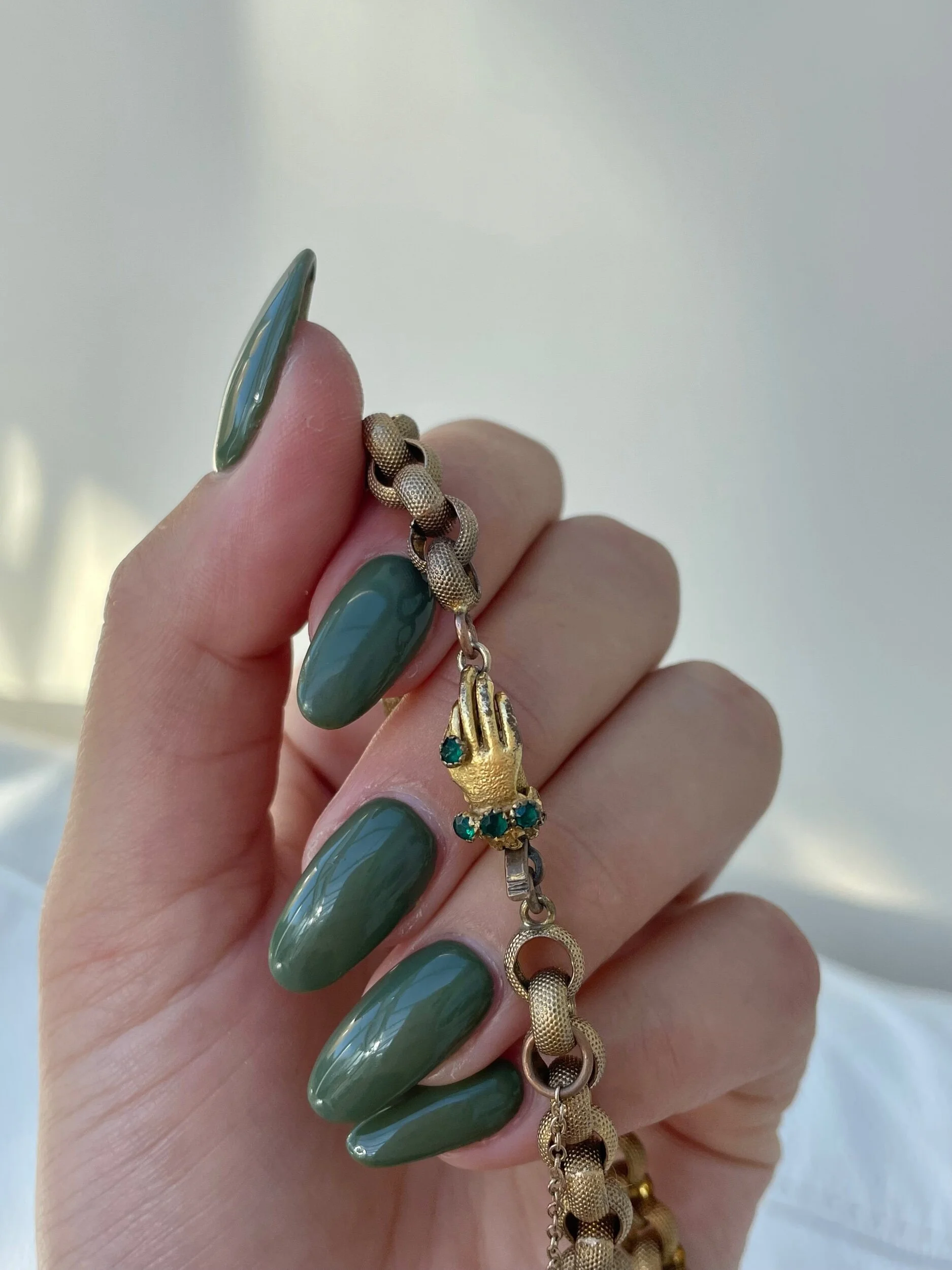 2DDAA0B2-0E38-426E-A72B-274AC485798D