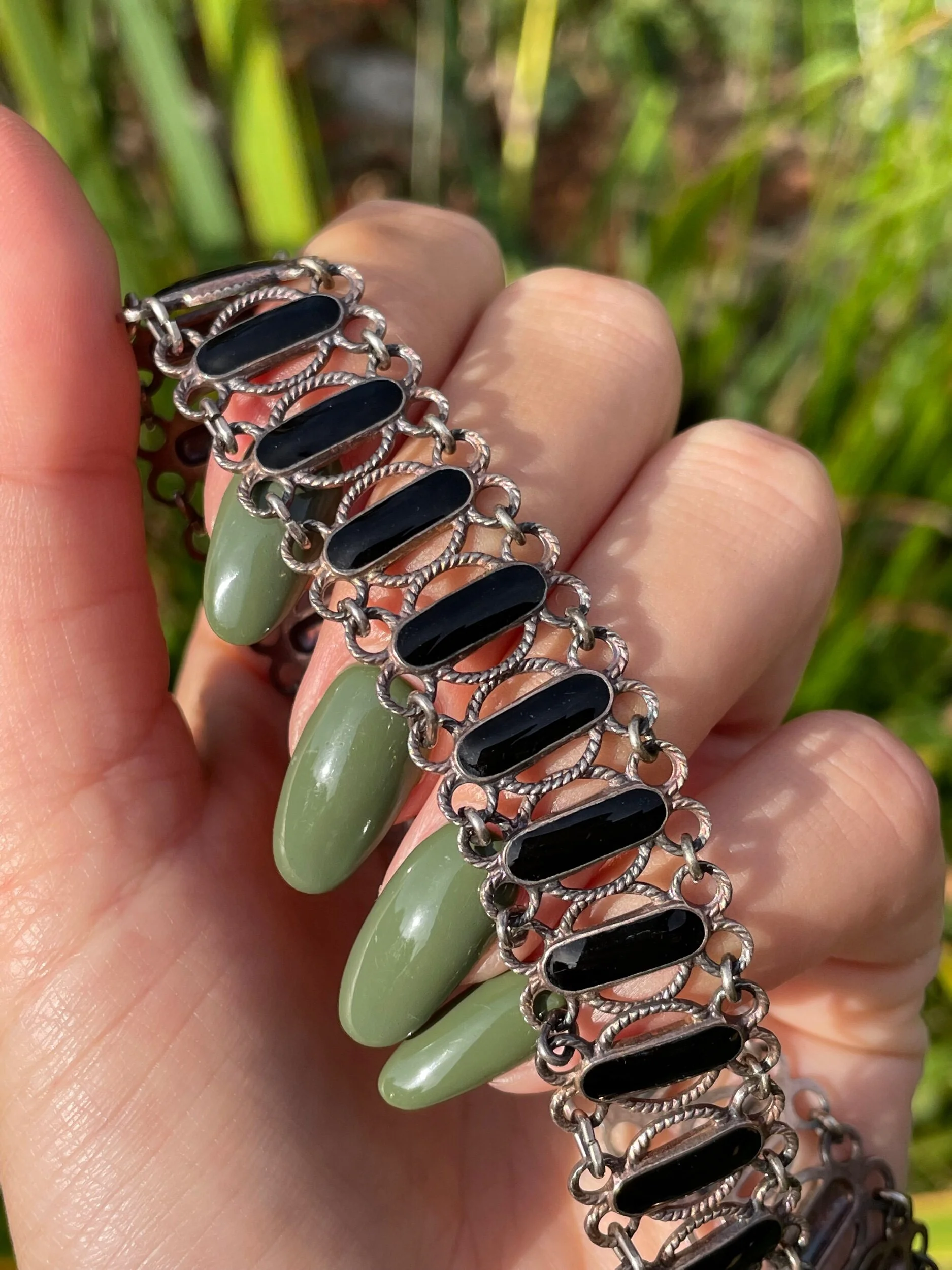 80A46537-8A33-40F8-9F7F-C0C031F1B9E4