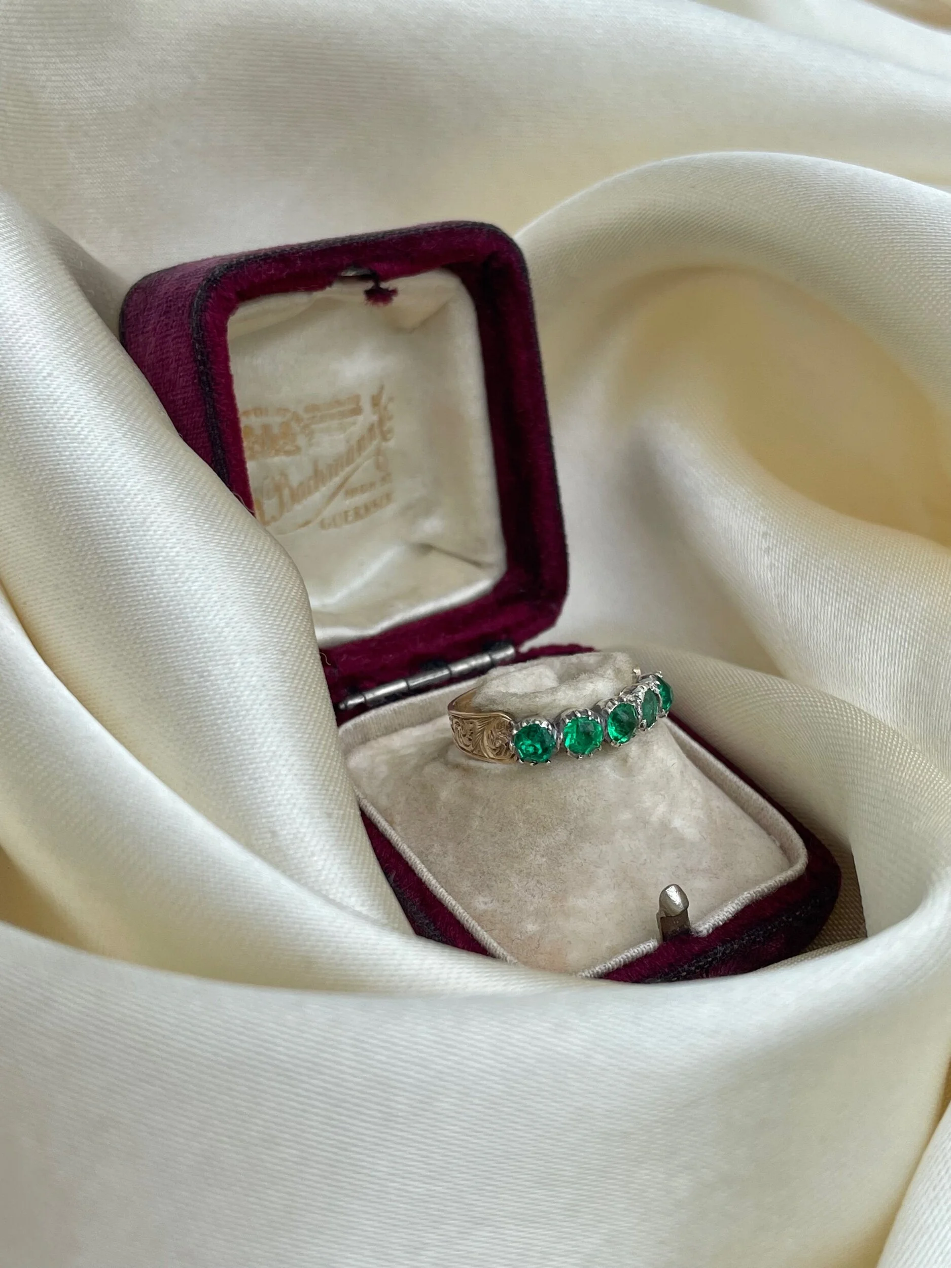 3CFE3979-2490-42AB-B8AA-17C7F07F8381