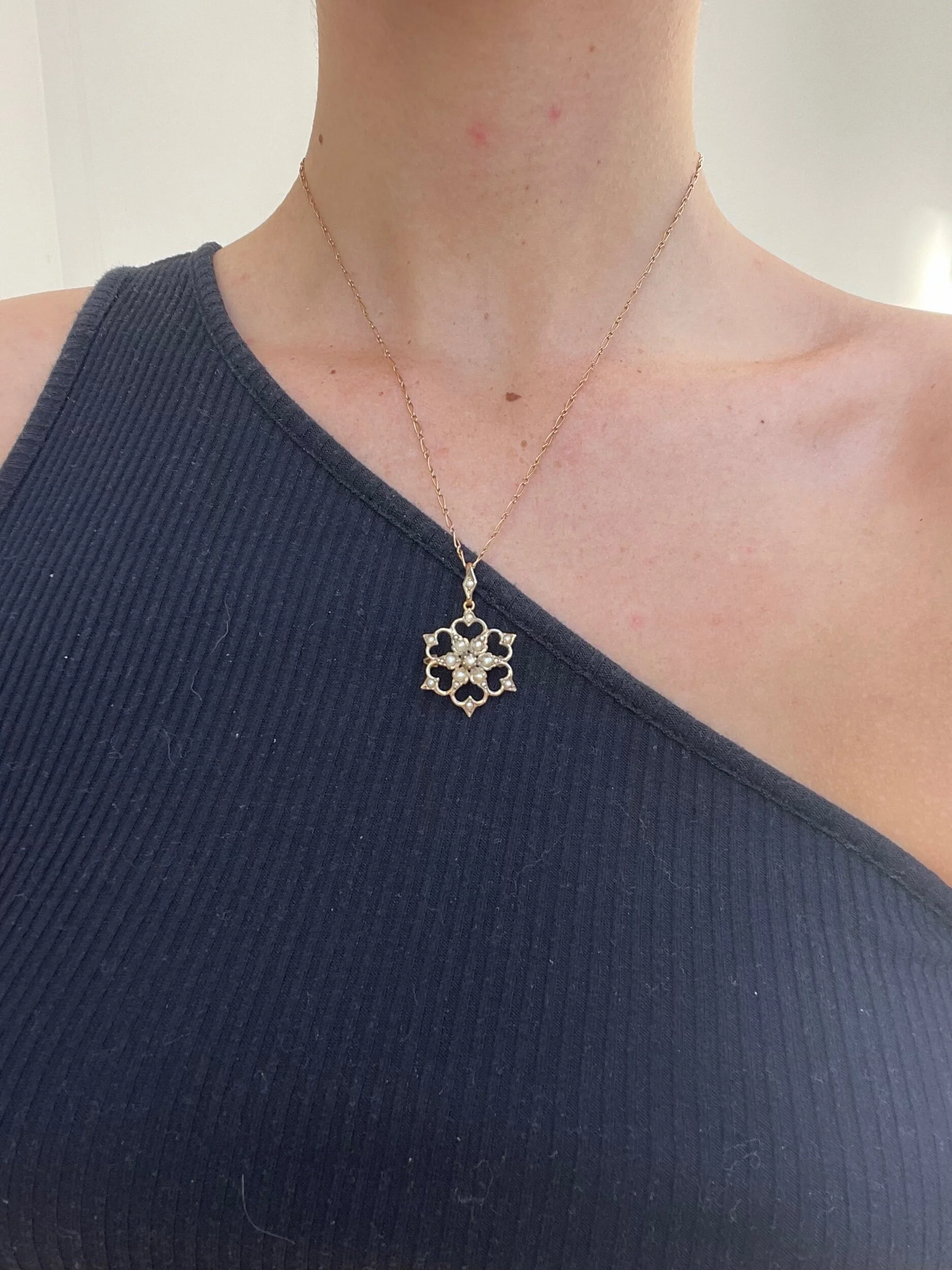 B03AF7E0-7BDF-4BE3-B921-0E61D1E3D188