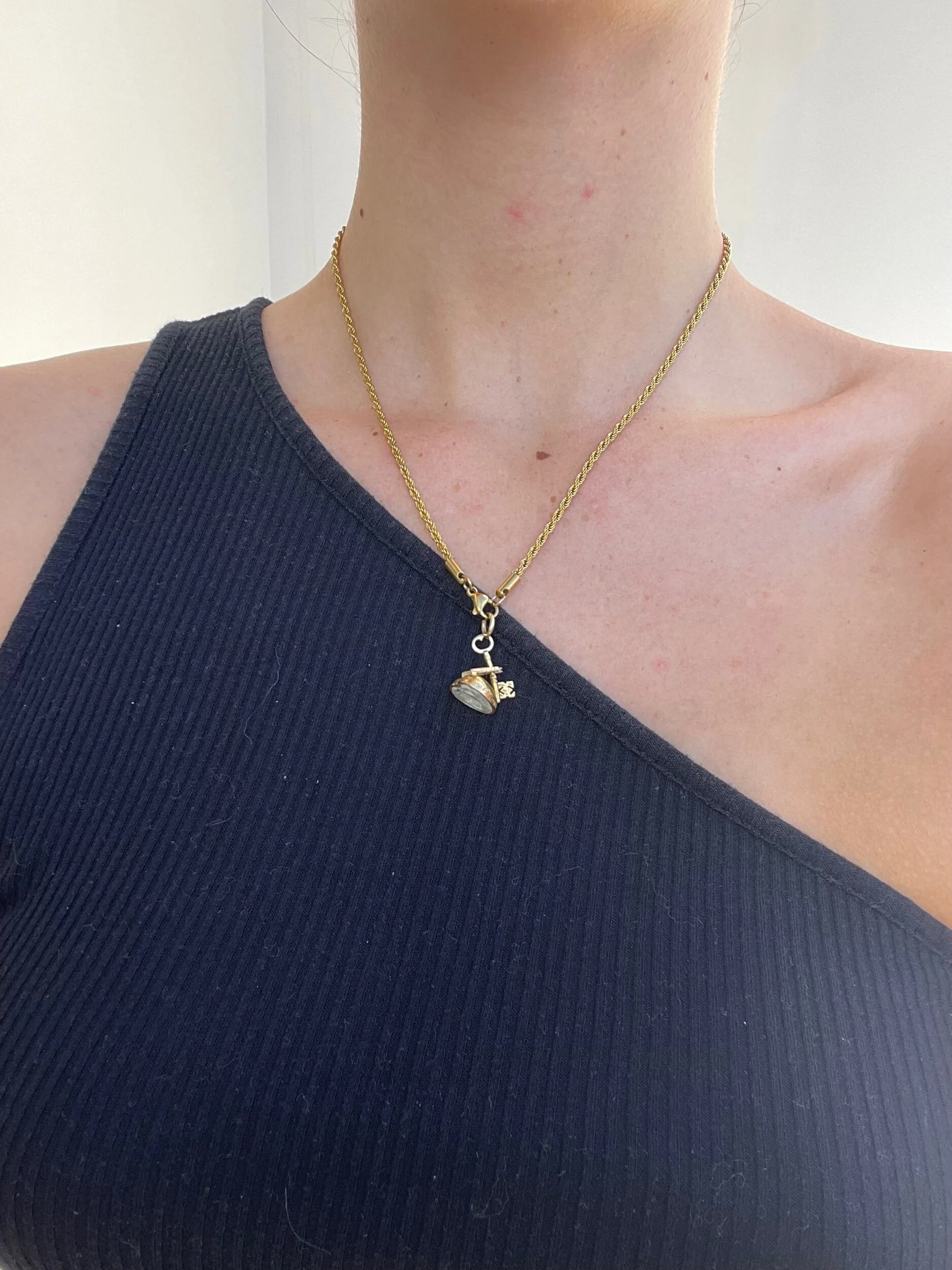 A240C46F-5547-4220-8E2B-1D5F12CE0E90