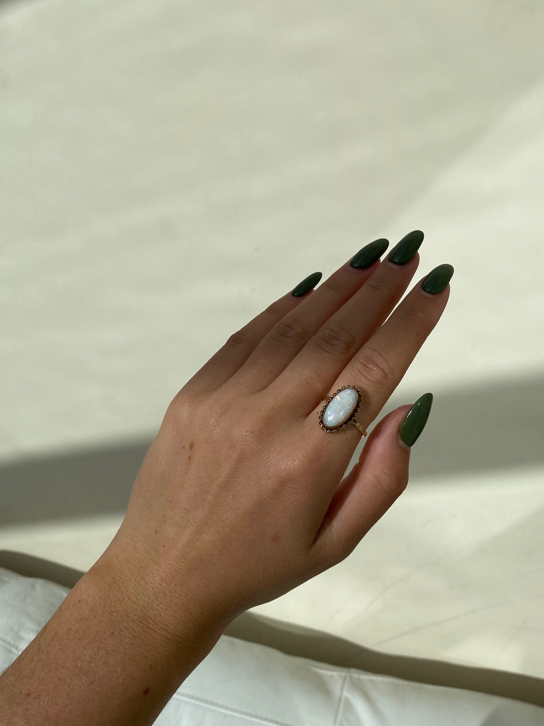 3EC34A61-25C0-4386-A9E7-AD672845C471