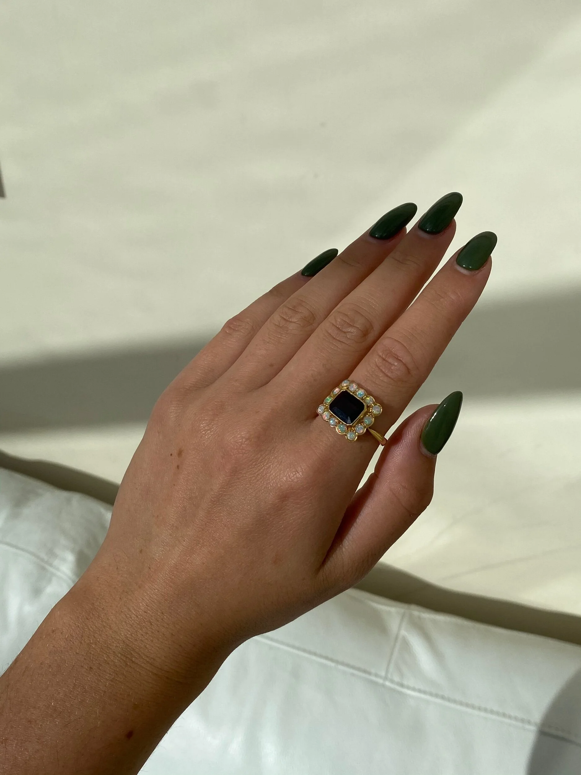 5EF46ADB-725F-4EF2-88C3-64EE9C2C0453