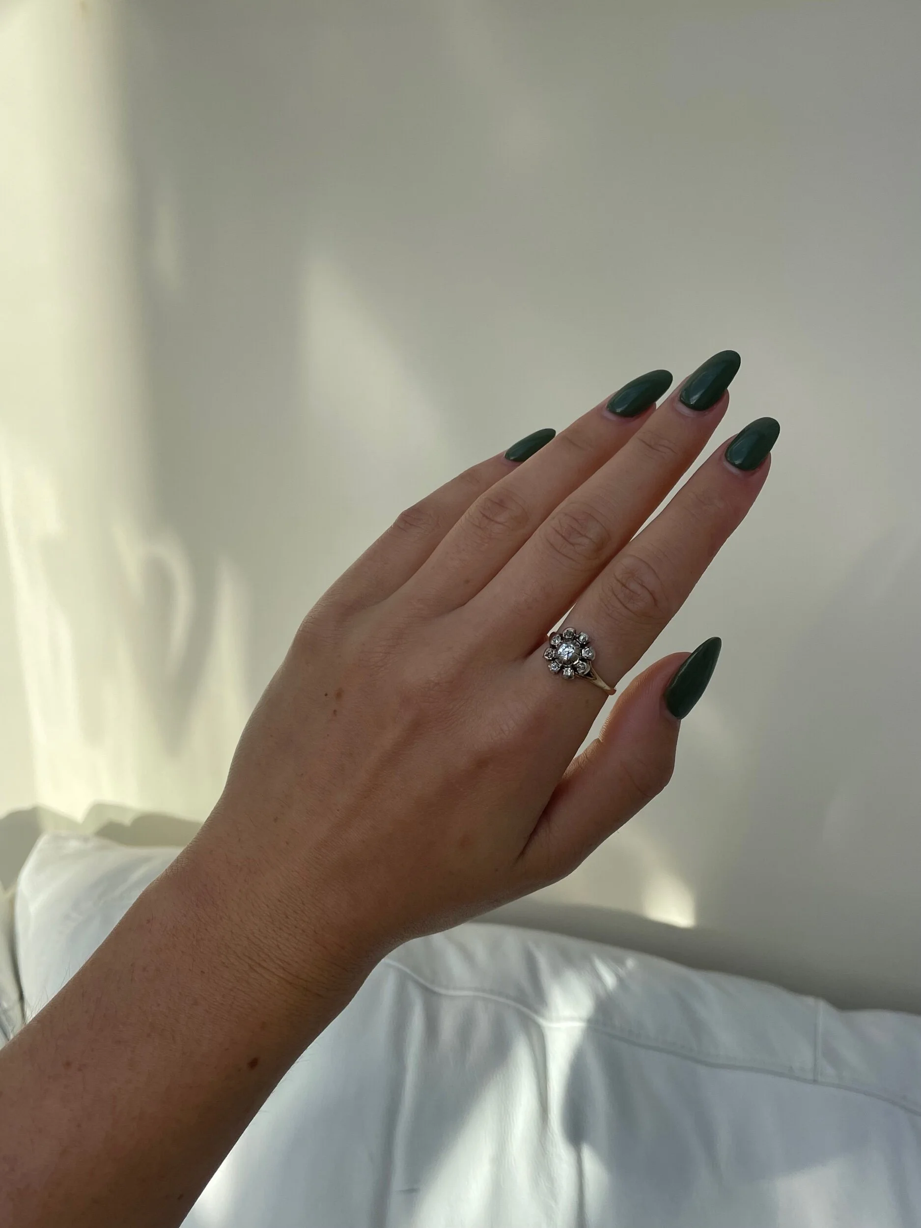 AE33FB64-4703-46E9-9CE1-8905874A5836