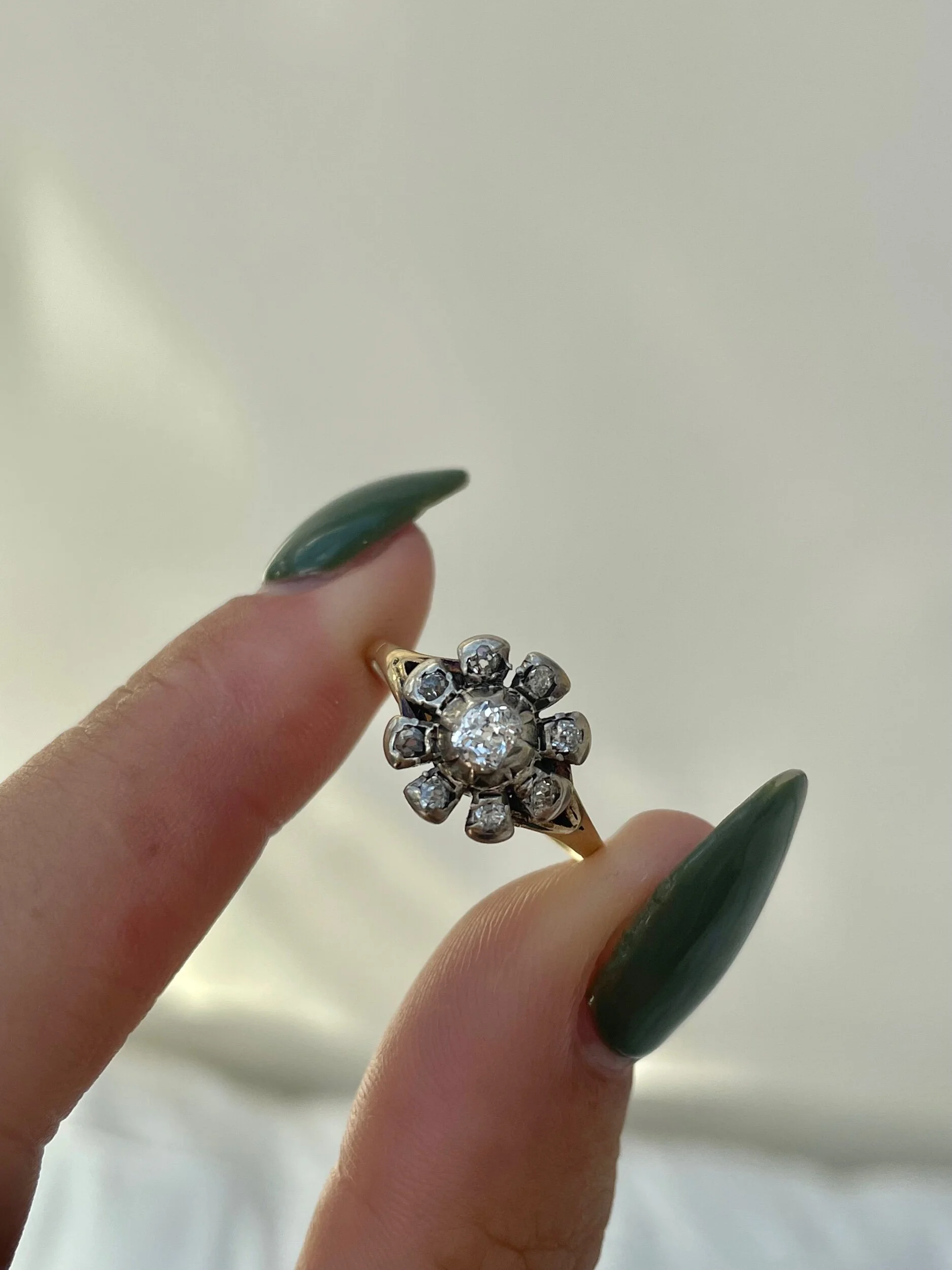 8C168ACB-15AB-4CFD-83EE-1F626A6CA1F5